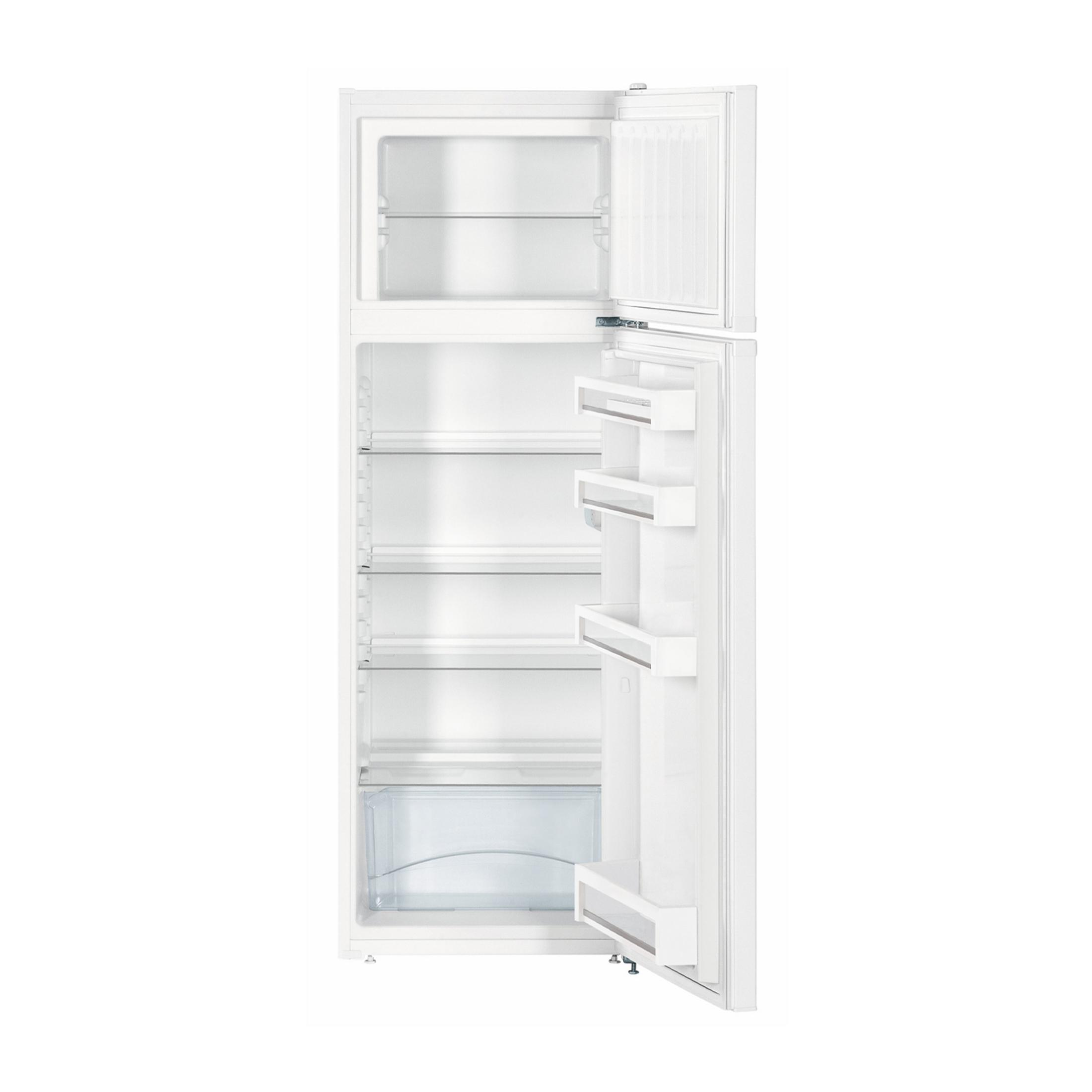 Un refrigerador blanco con la puerta abierta y estantes vacíos.