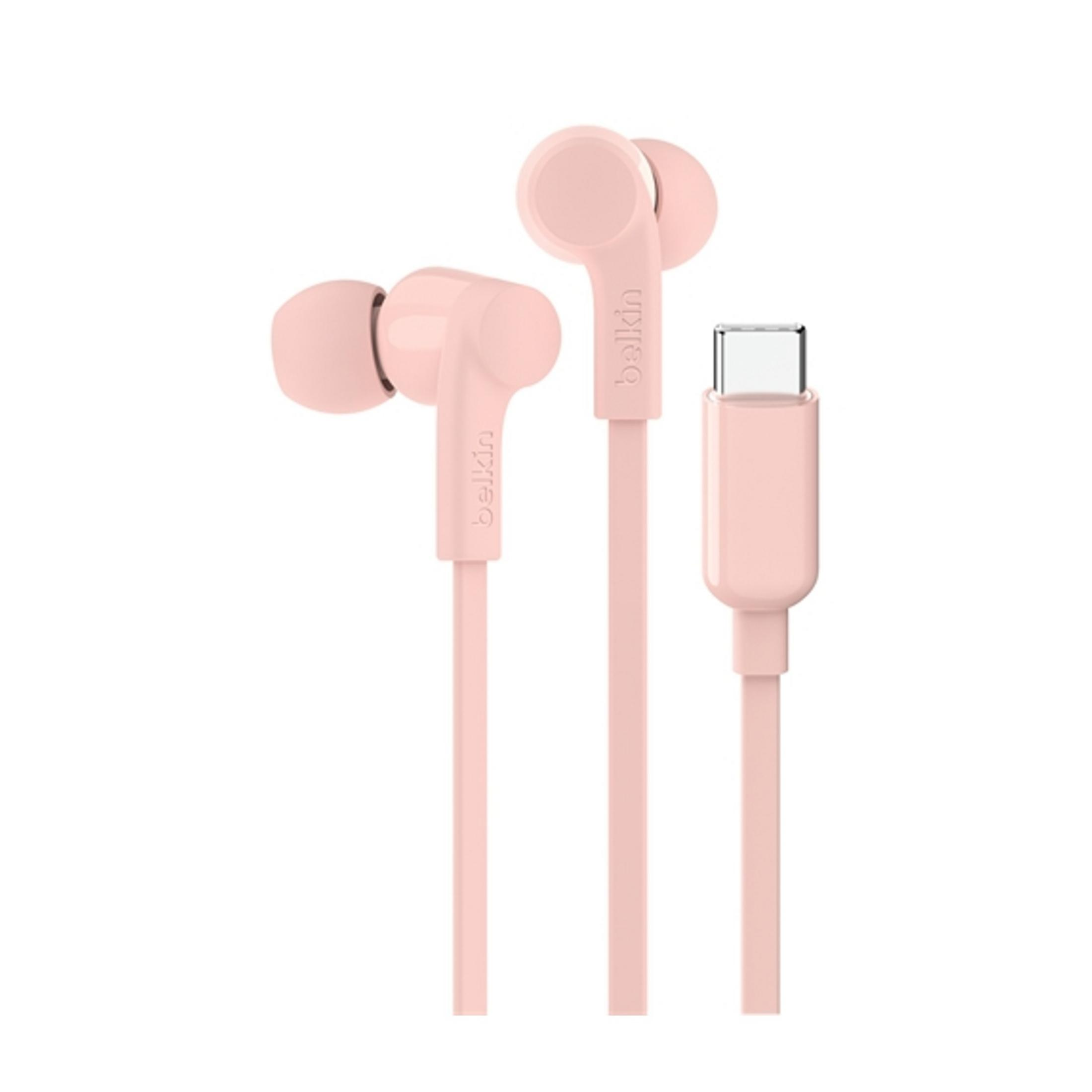 Różowe słuchawki Belkin ze złączem USB-C na białym tle.