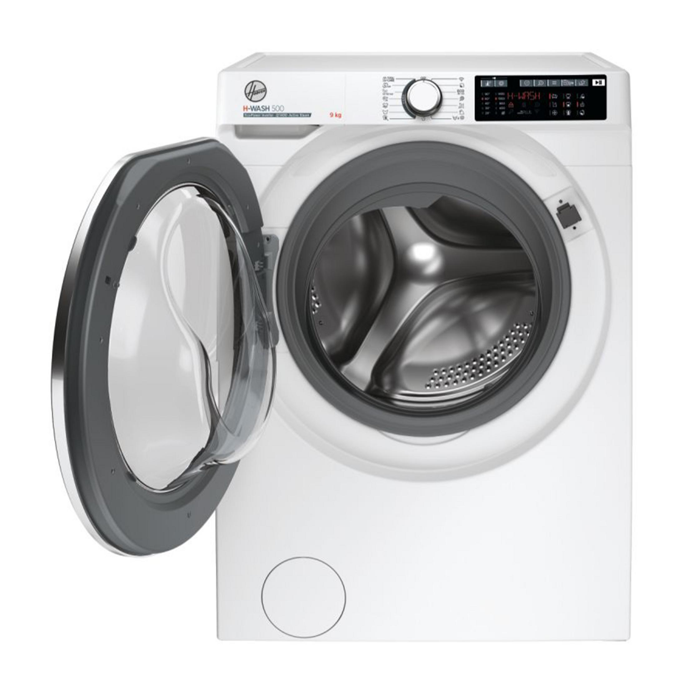 Una lavatrice Hoover H-Wash 500 bianca con oblò aperto, che mostra il cestello.