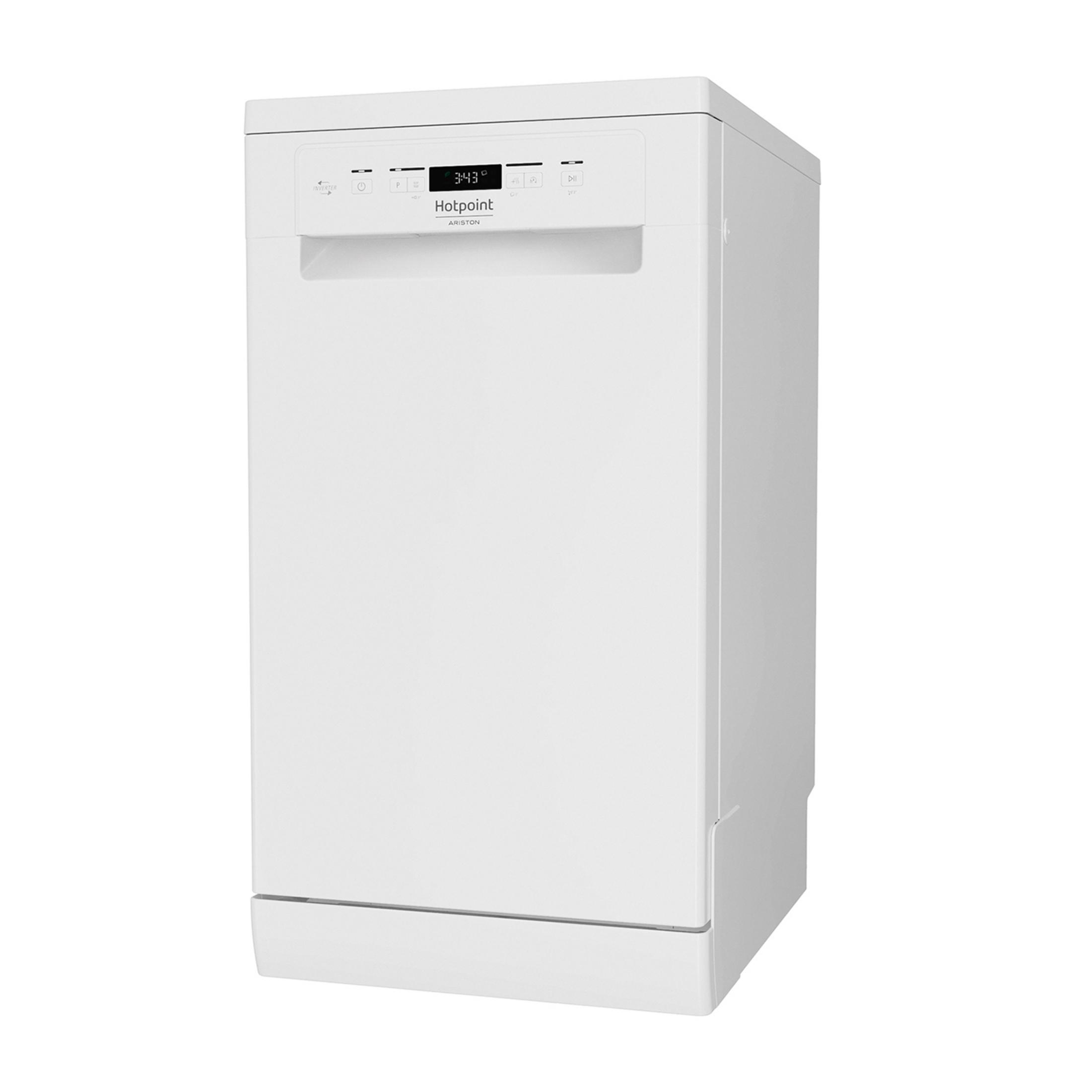 Una lavastoviglie Hotpoint Ariston bianca con display digitale.
