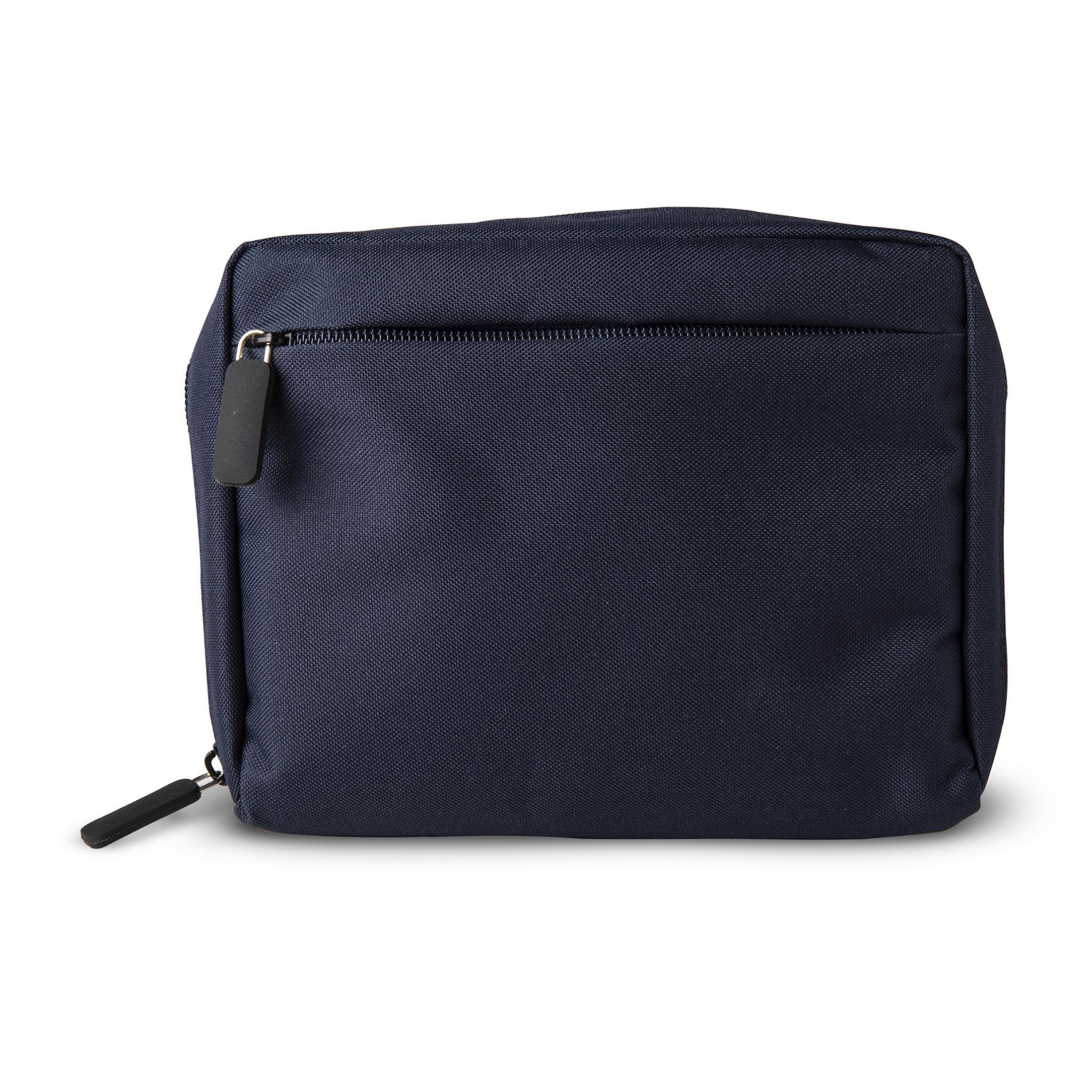 Un beauty case blu scuro con cerniera frontale e laterale.