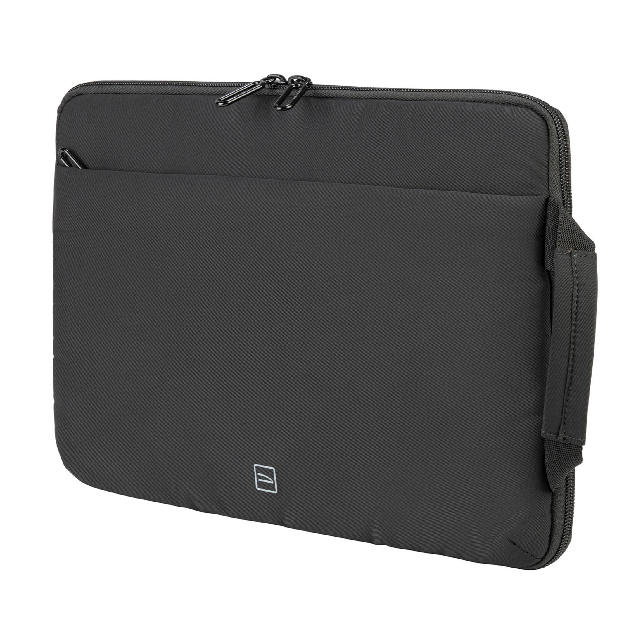 Schwarze Laptoptasche mit Reißverschluss und kleinem Logo.
