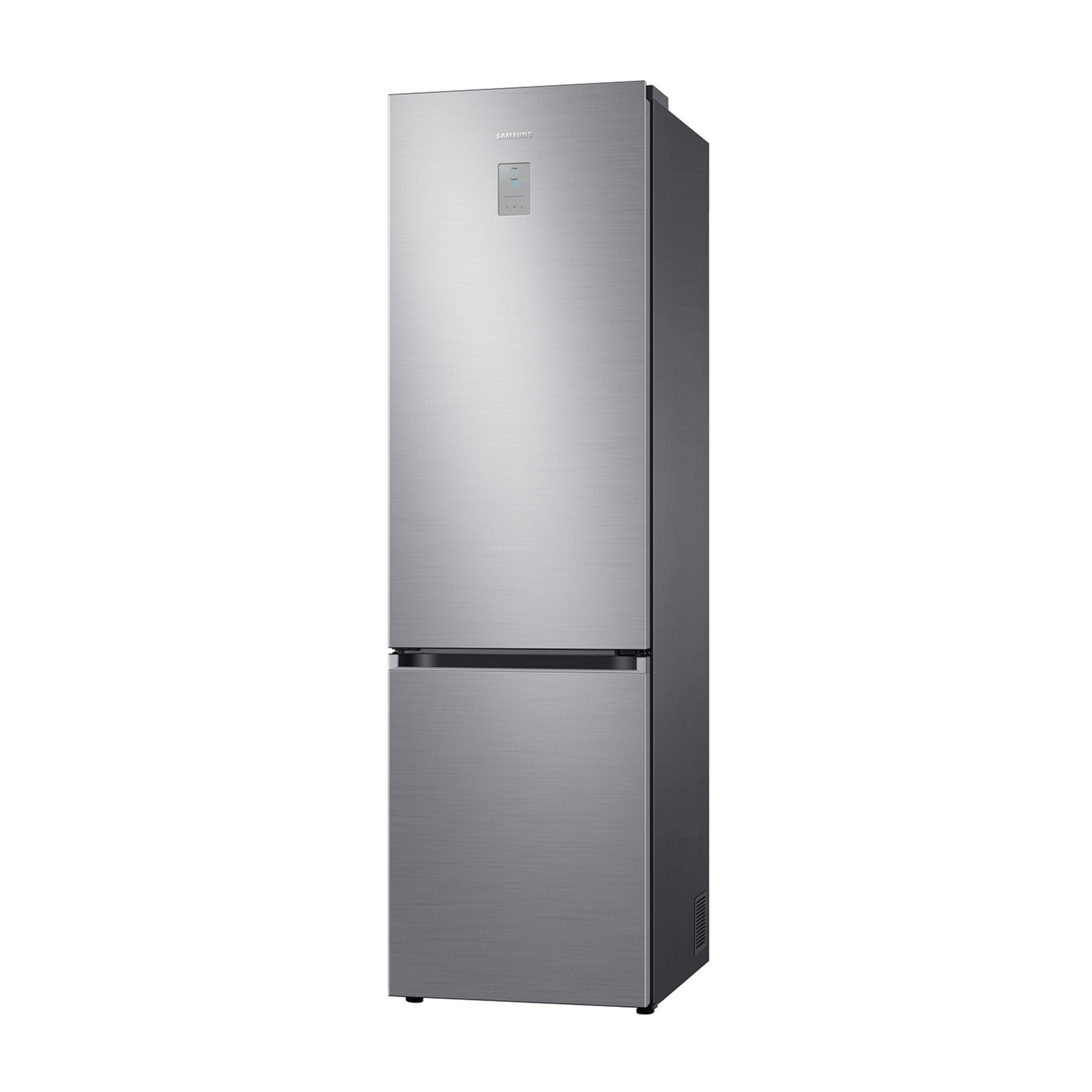 Un refrigerador plateado de dos puertas con panel de visualización arriba.