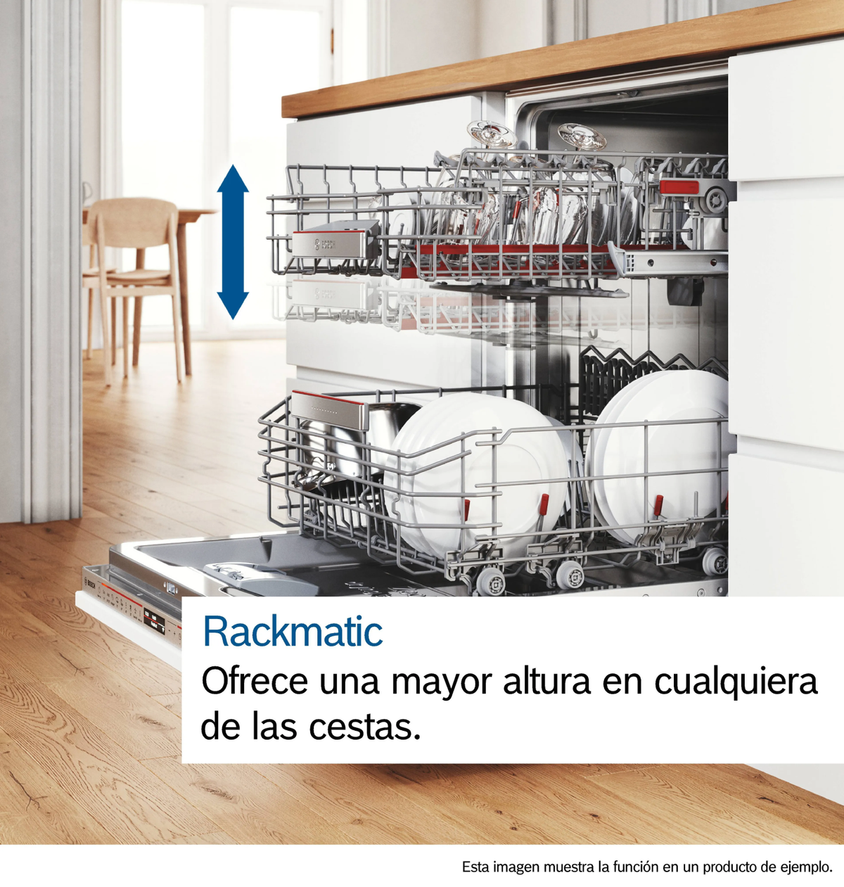 Cesta de lavavajillas con altura ajustable para más espacio.