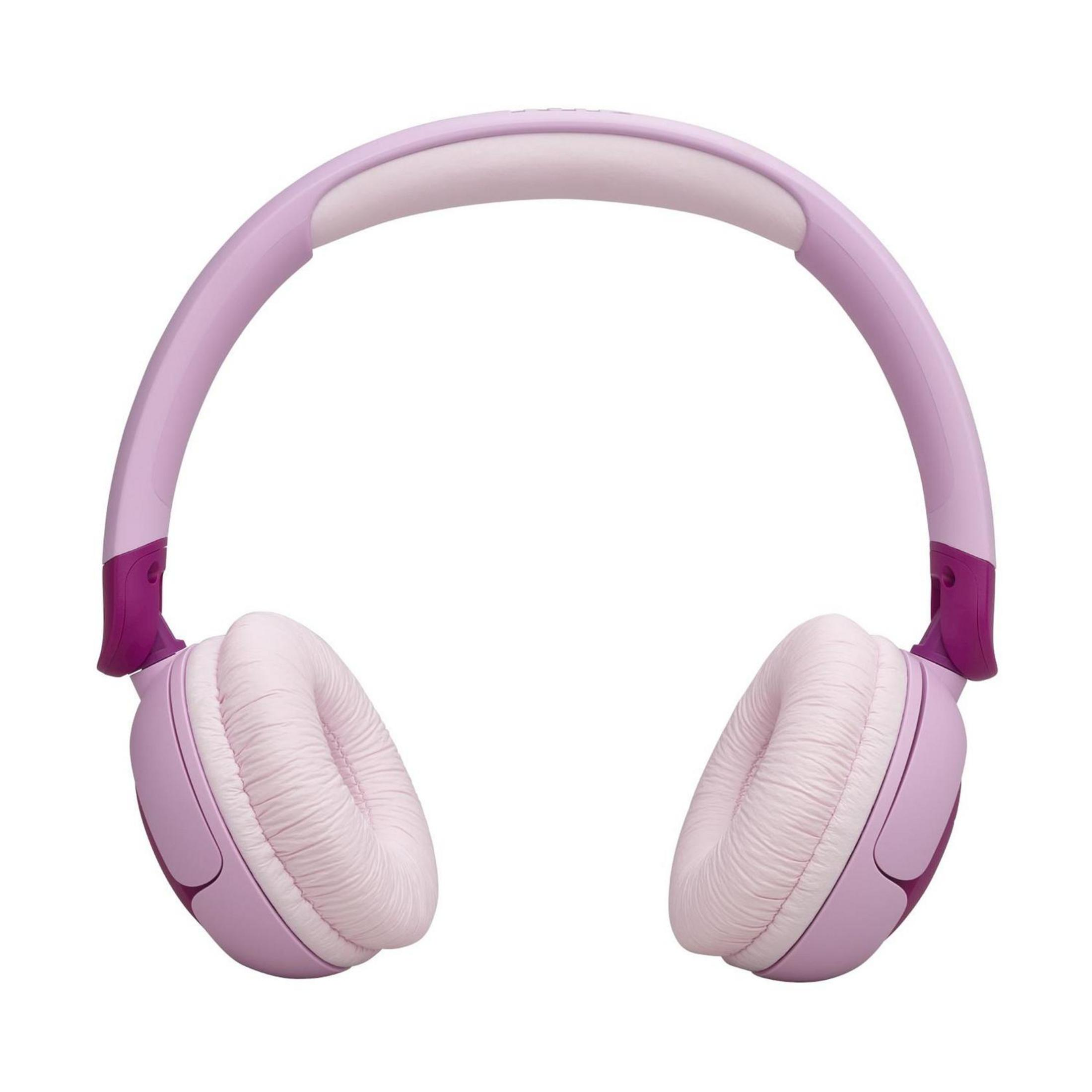 Auriculares morados con almohadillas acolchadas y diadema ancha. Aislados.