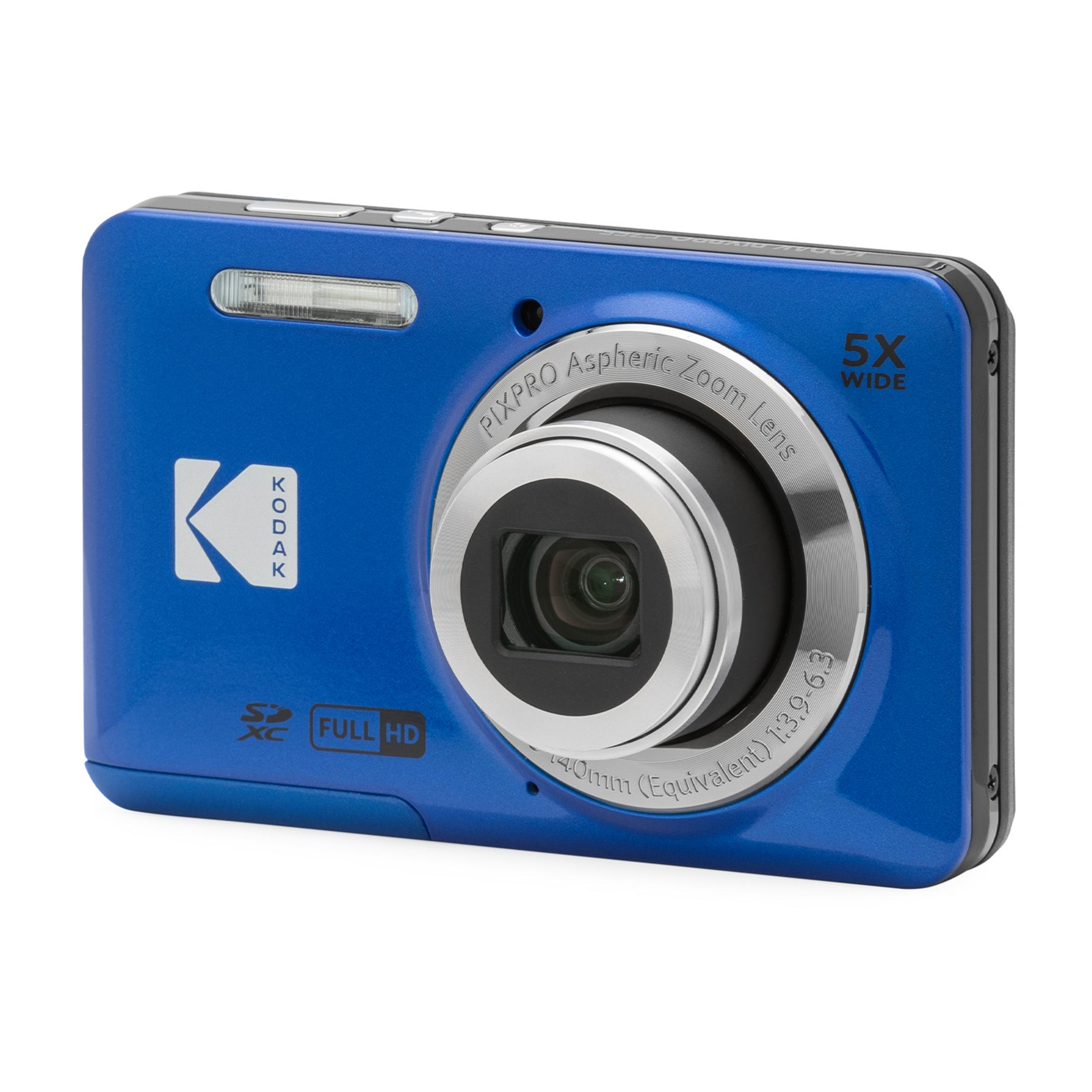 Niebieski aparat cyfrowy Kodak z obiektywem 5x zoom i nagrywaniem FULL HD.