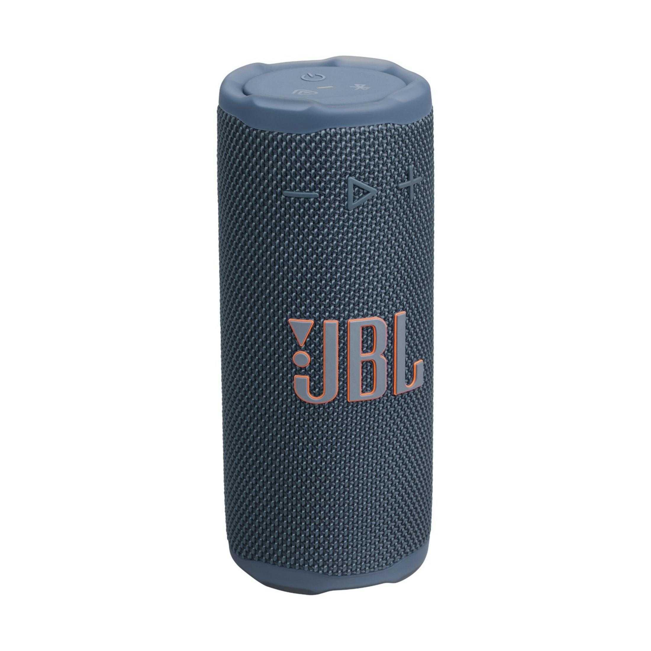 Ein grauer JBL-Lautsprecher mit orangefarbenem Logo steht auf weißem Hintergrund.
