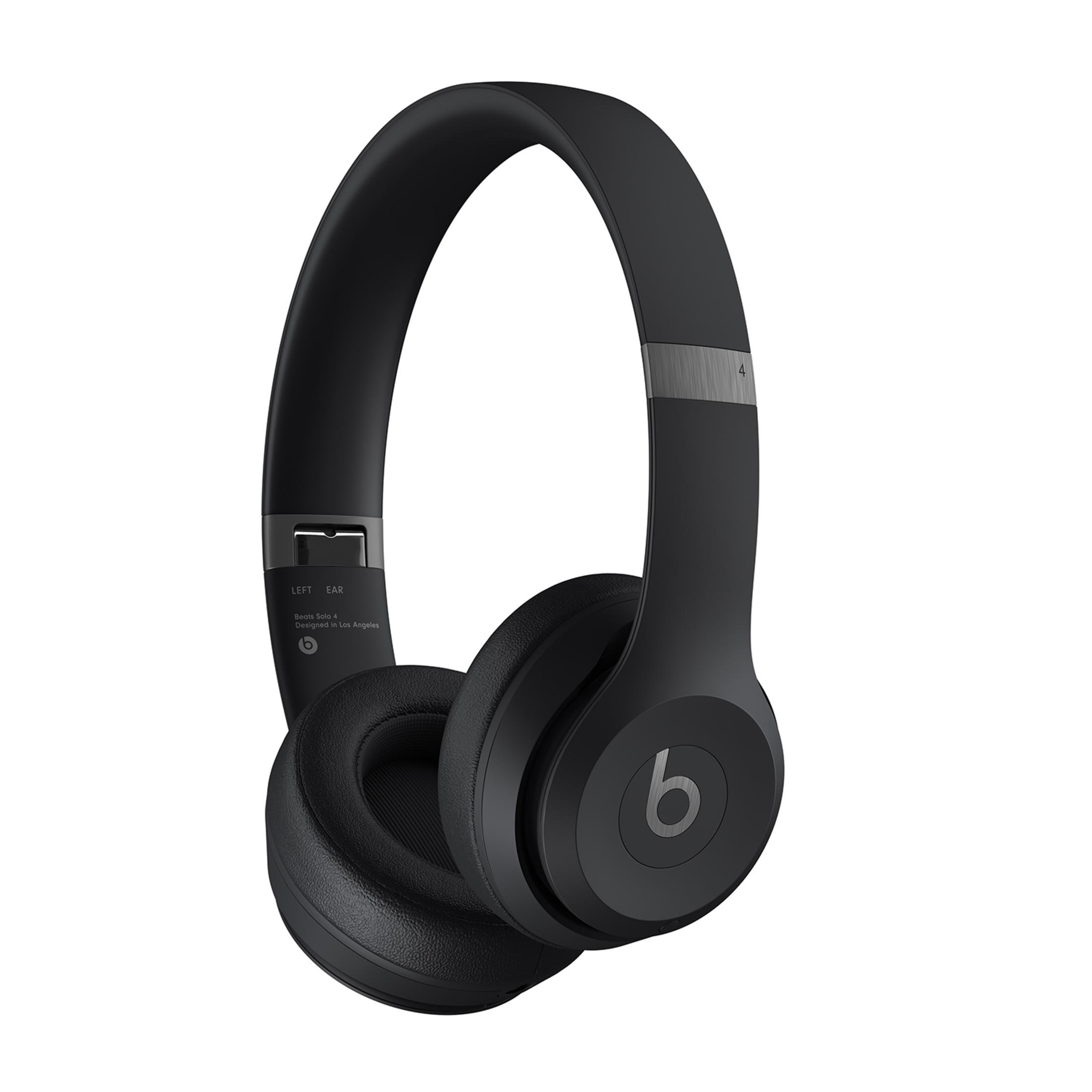 Czarne słuchawki z wyściełanymi nausznikami, na białym tle.