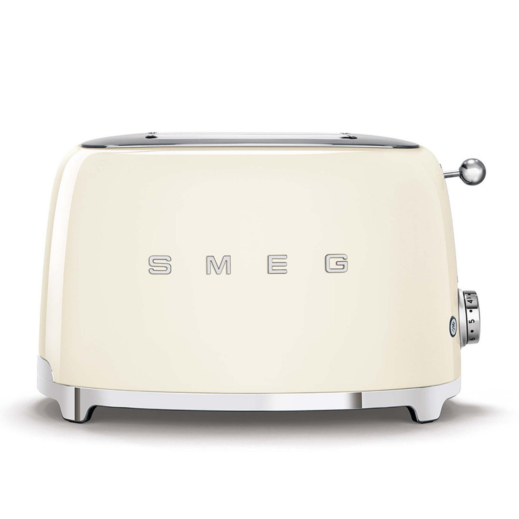 Ein cremefarbener Smeg-Toaster mit Chromdetails und einem Drehknopf.