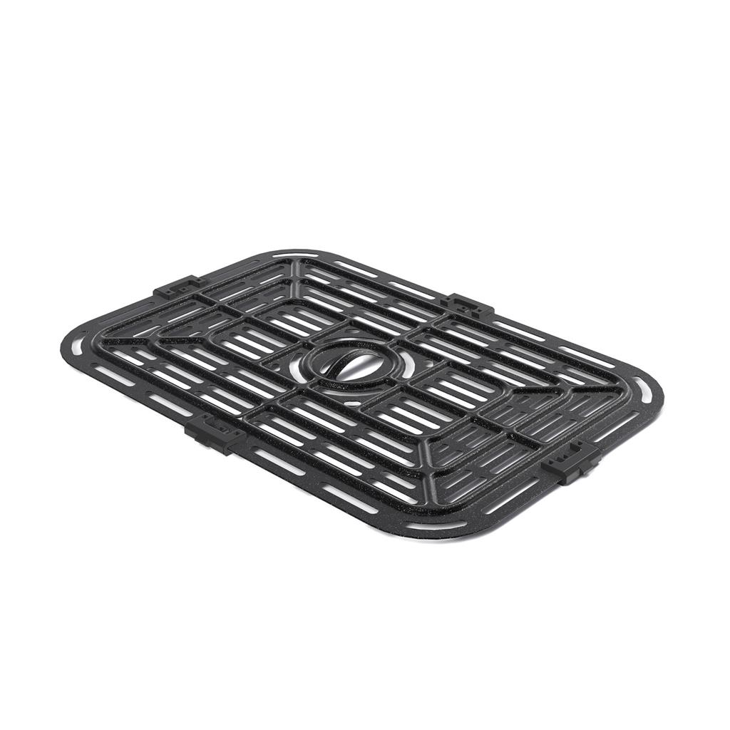 Rejilla de parrilla negra rectangular con ranuras y asa central.