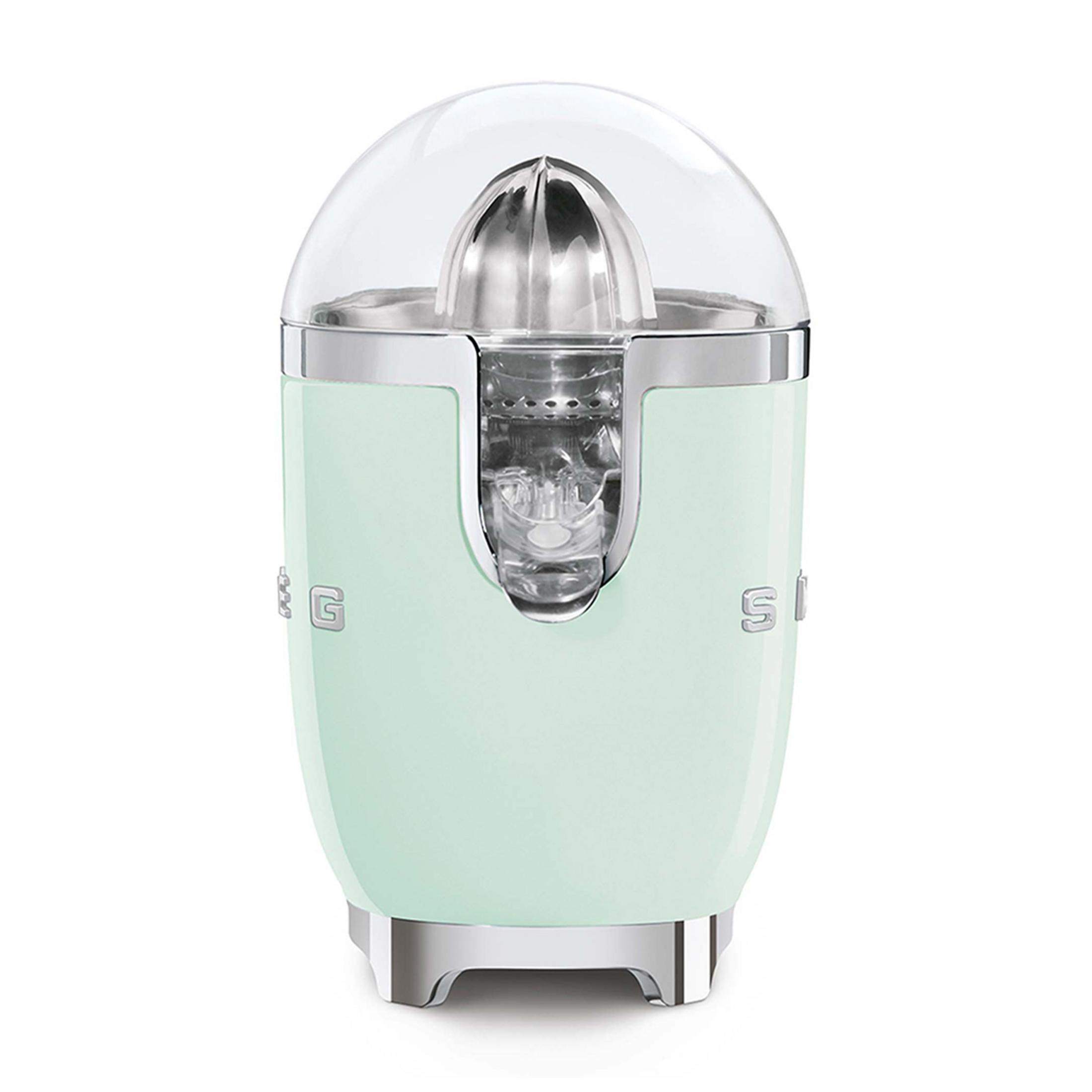 Jasnozielona wyciskarka do cytrusów z chromowanymi detalami i przezroczystą pokrywą.