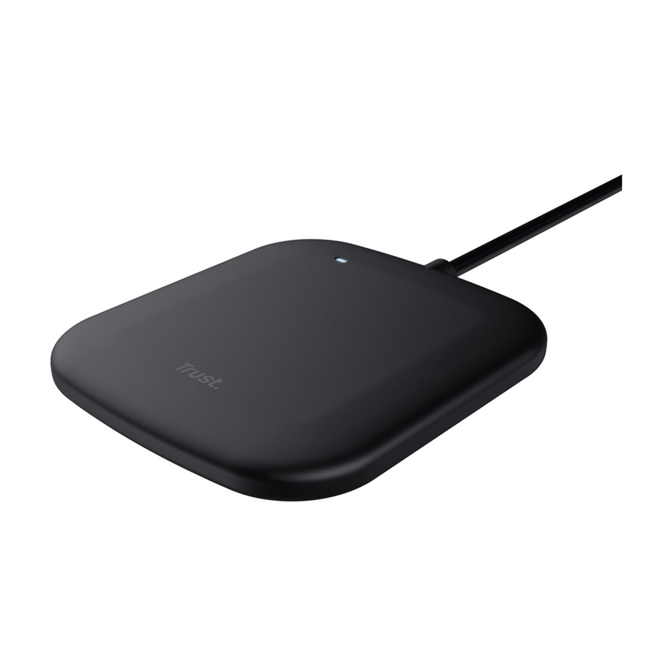 Caricatore wireless nero con logo Trust e una piccola luce blu.