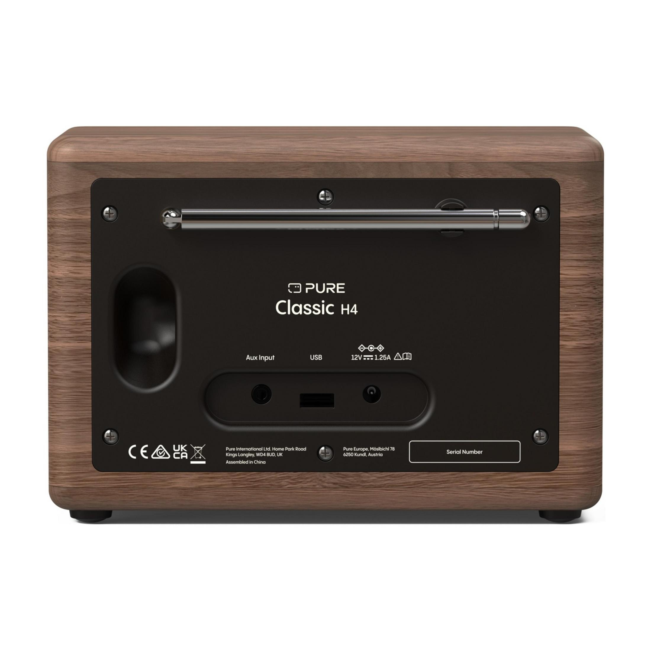 Tył drewnianego radia ze złączami: Aux, USB, zasilanie 12V.