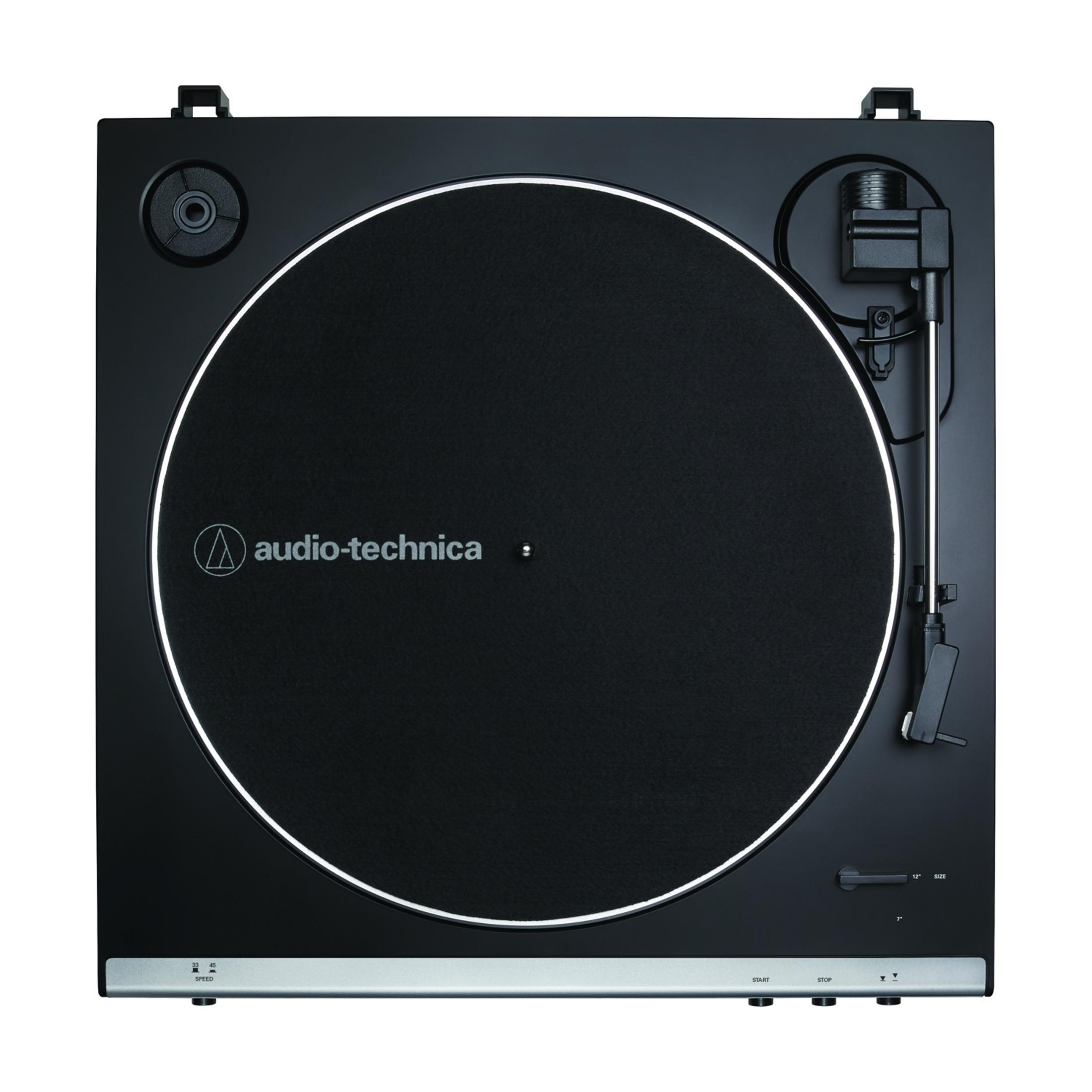 Czarny gramofon z ramieniem i logo Audio-Technica.