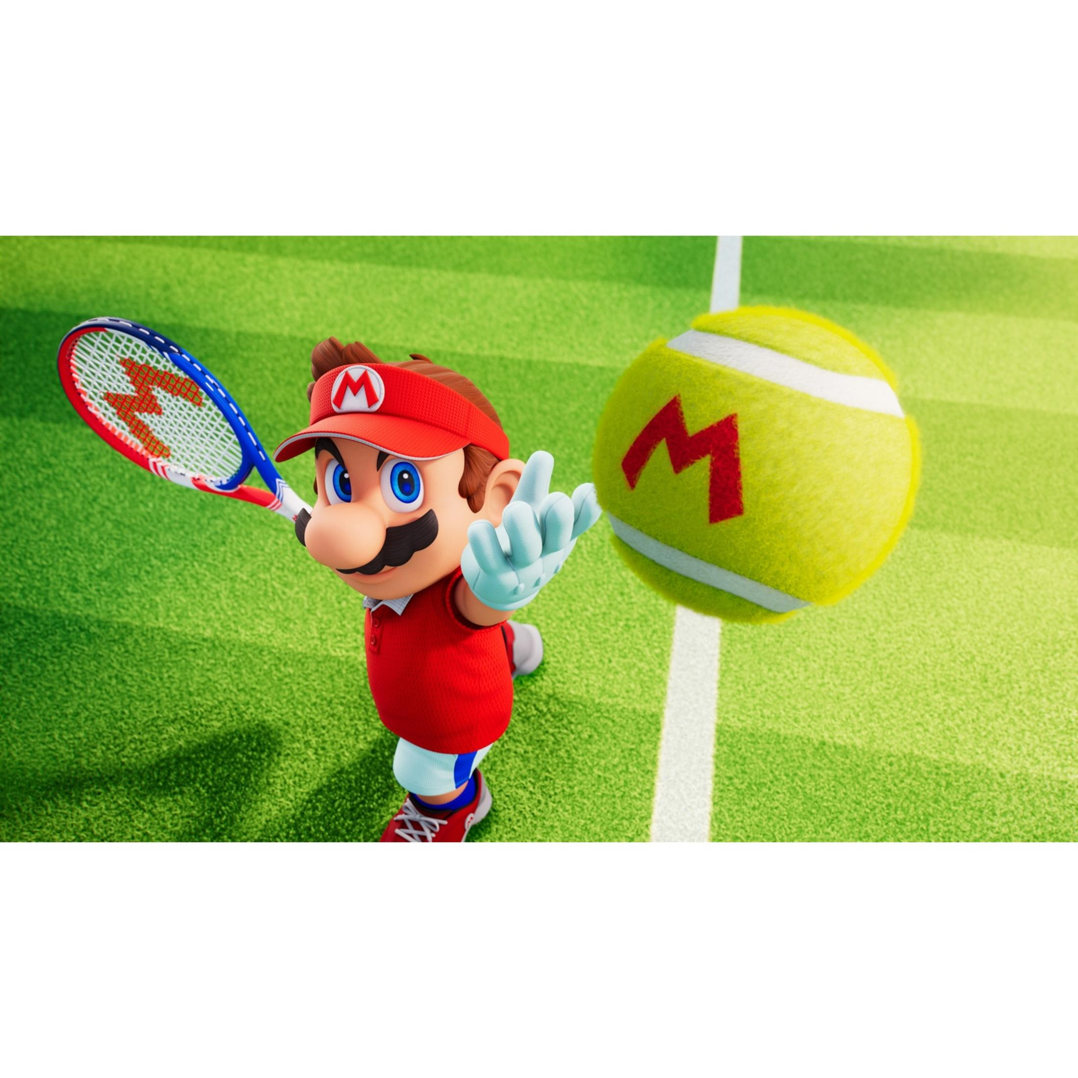 Mario mit Tennisschläger und Ball auf einem grünen Platz.