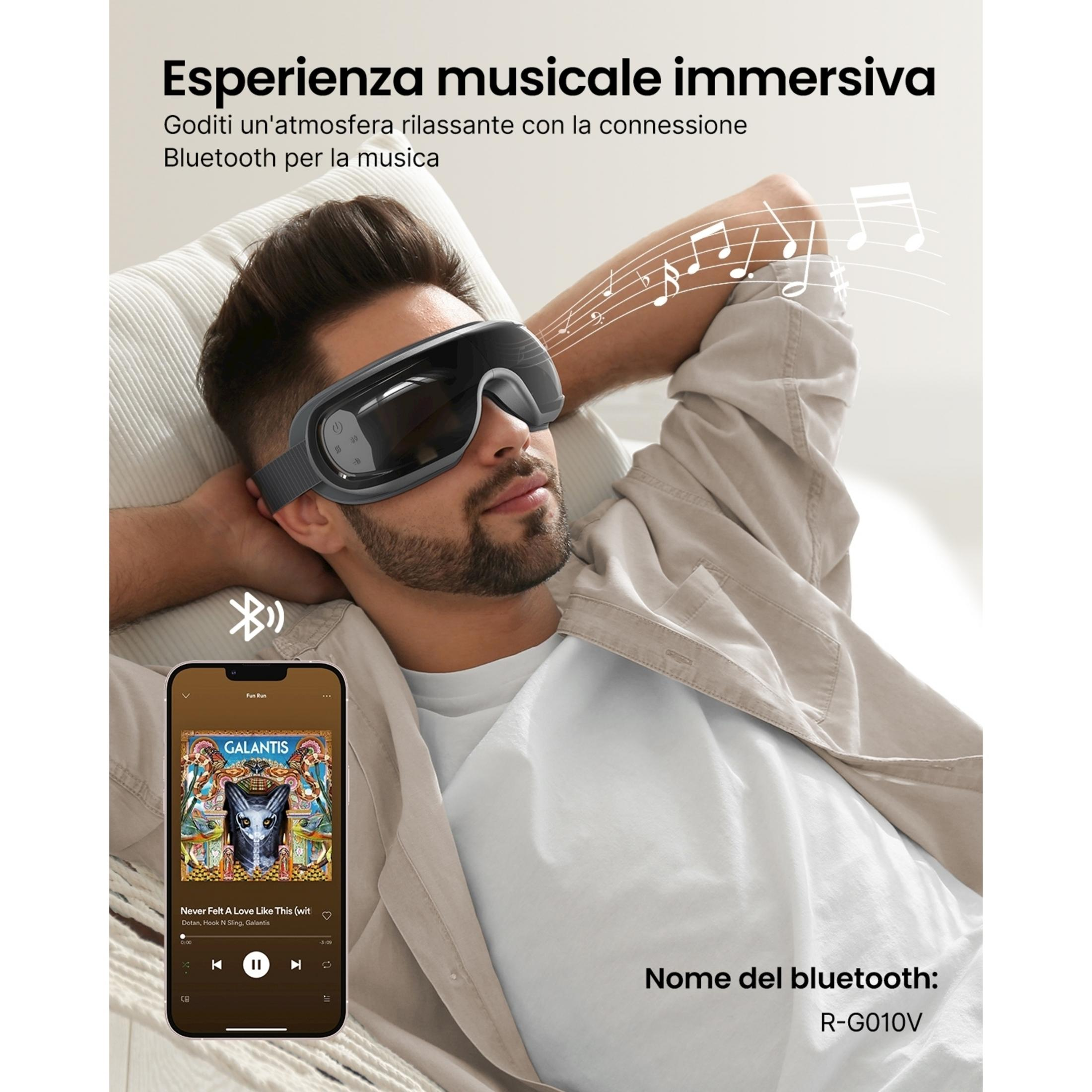 Mann mit Schlafmaske und Kopfhörern hört Musik über Bluetooth.