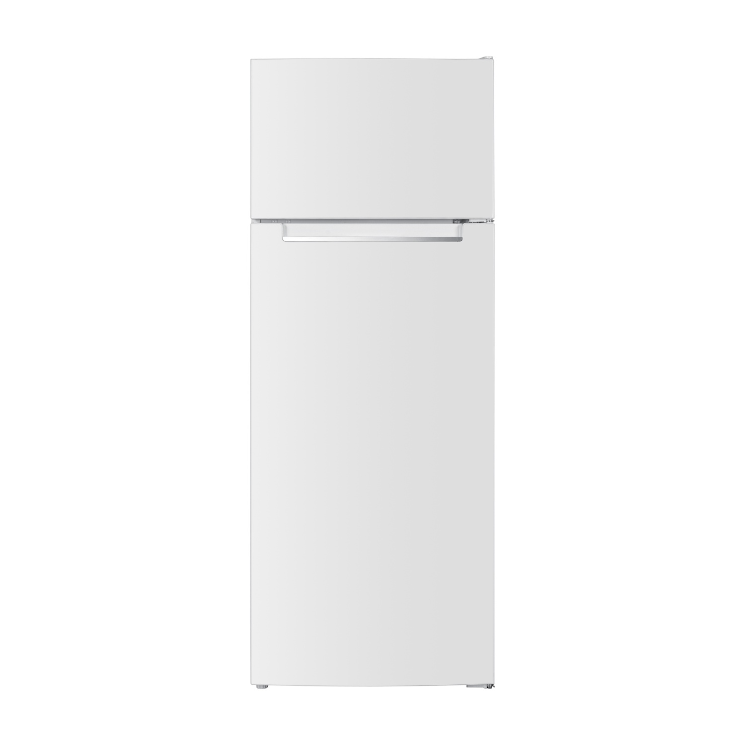 Un refrigerador blanco de dos puertas sobre fondo blanco.