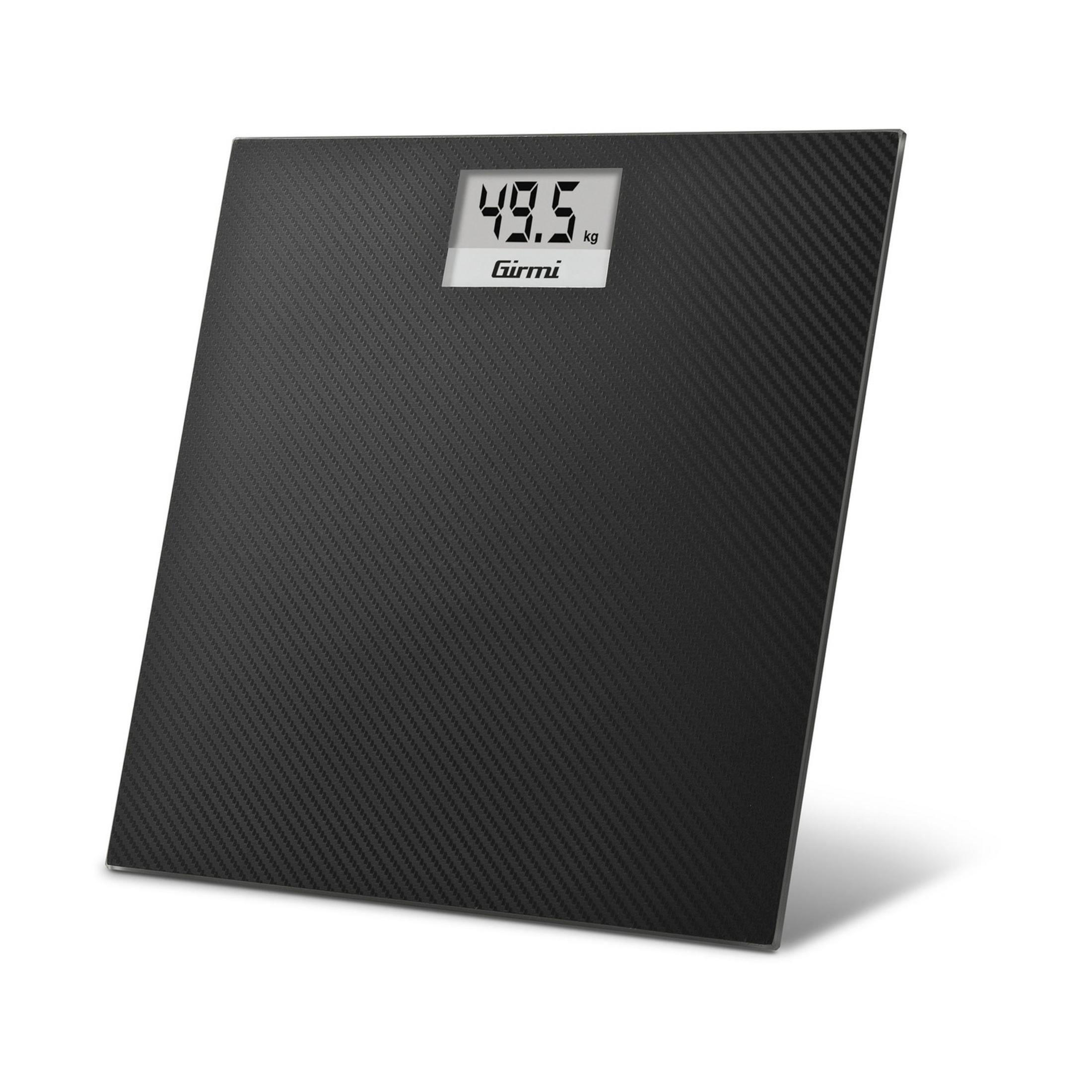 Una bilancia pesapersone digitale nera con motivo carbonio e display LCD.