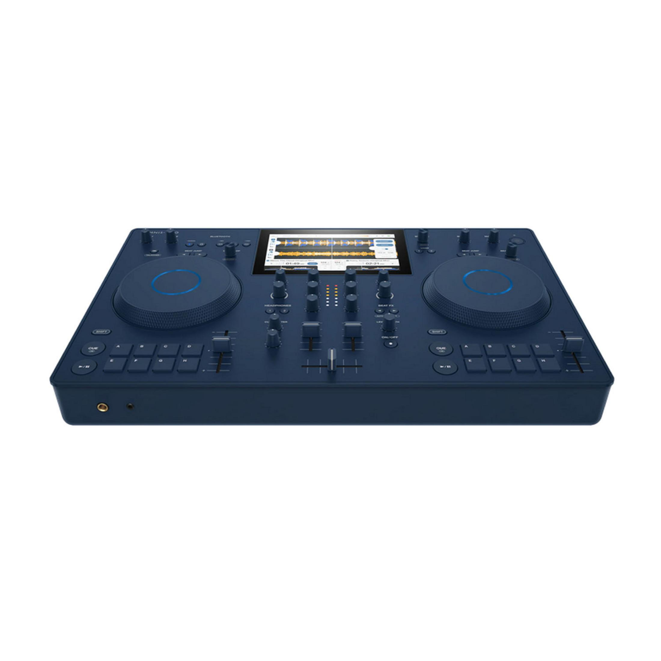 Dunkelblaue DJ-Konsole mit zwei Jogwheels, Touchscreen und Reglern.