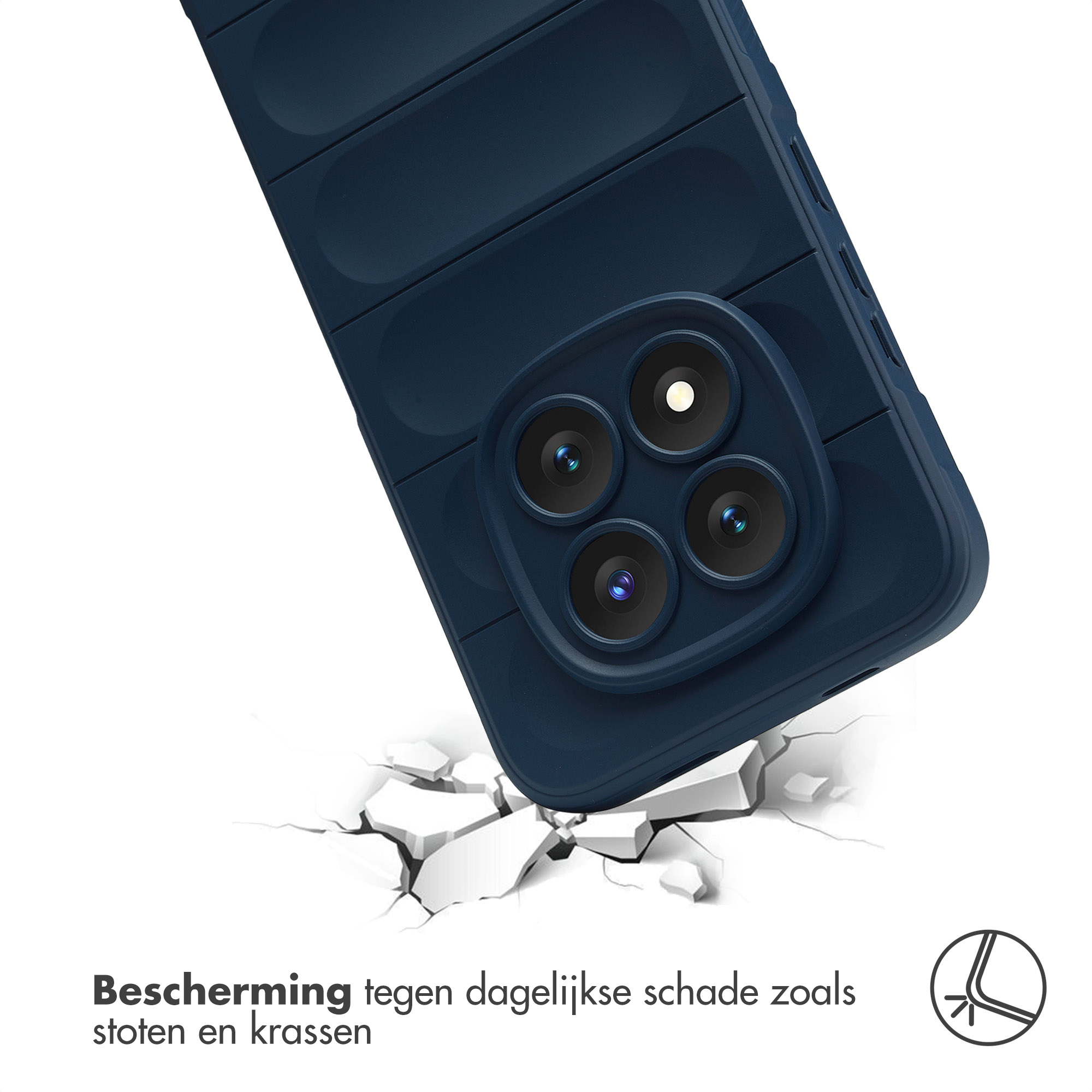 Donkerblauwe telefoonhoes valt op gebroken grond, beschermt tegen stoten.