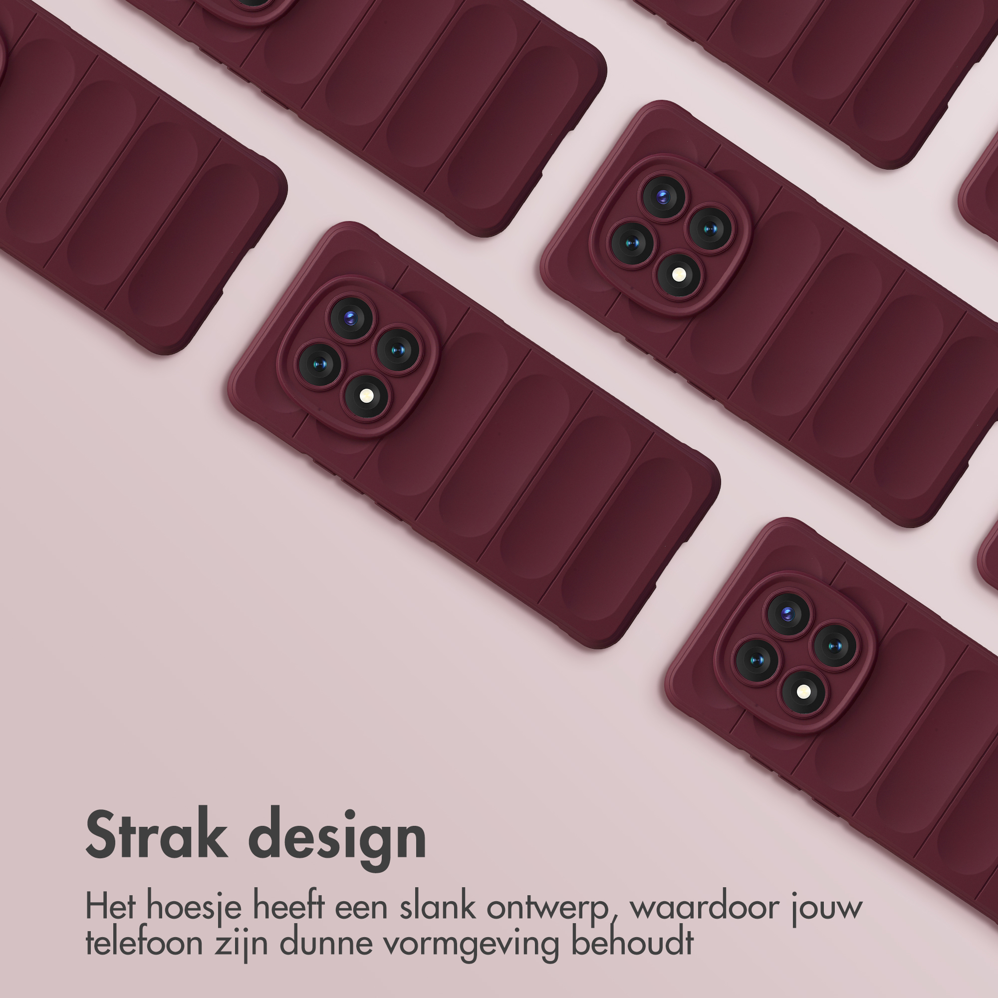 Meerdere bordeauxrode telefoonhoesjes met camerasystemen op lichte achtergrond.