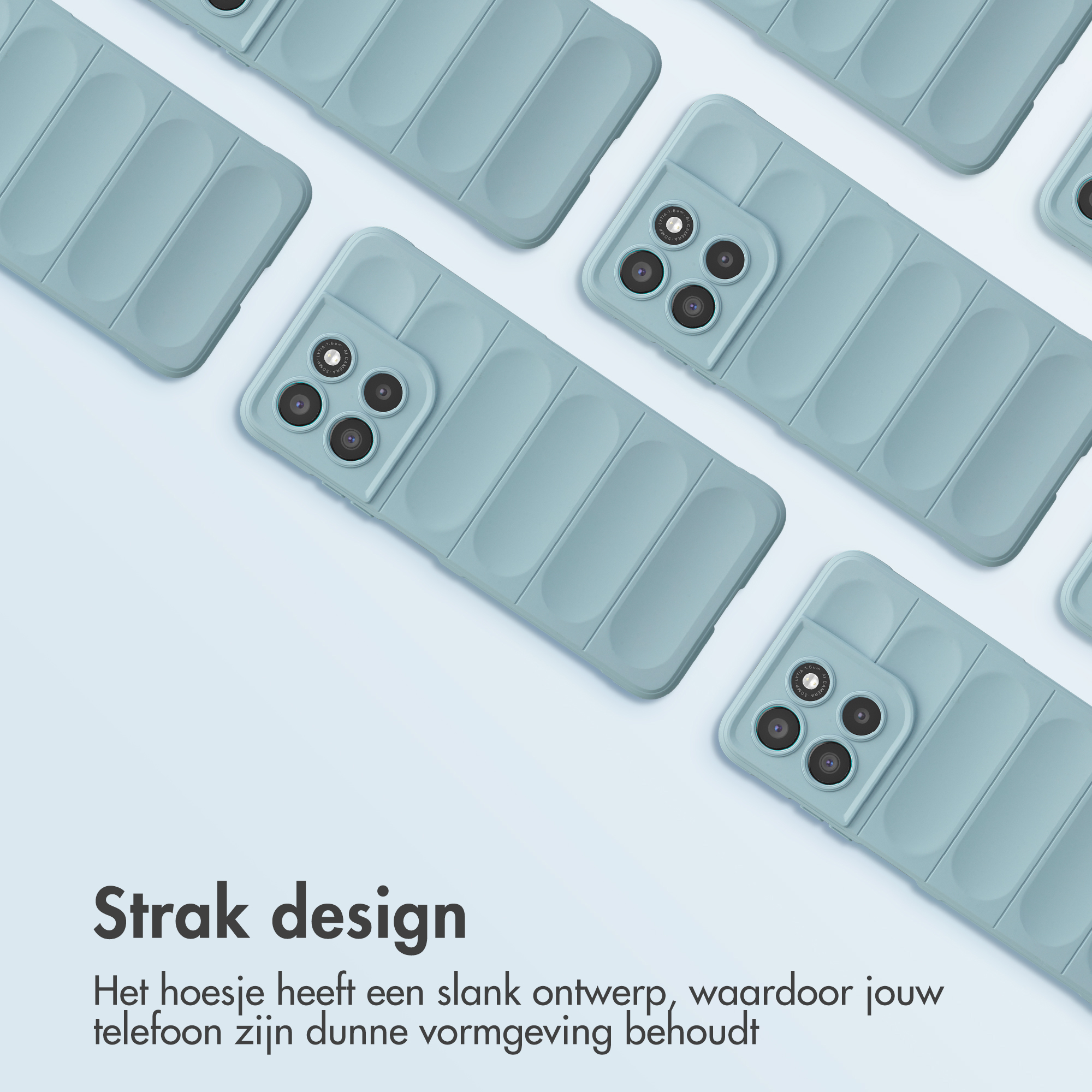 Meerdere lichtblauwe telefoonhoesjes met ribbelpatroon en cameralens.