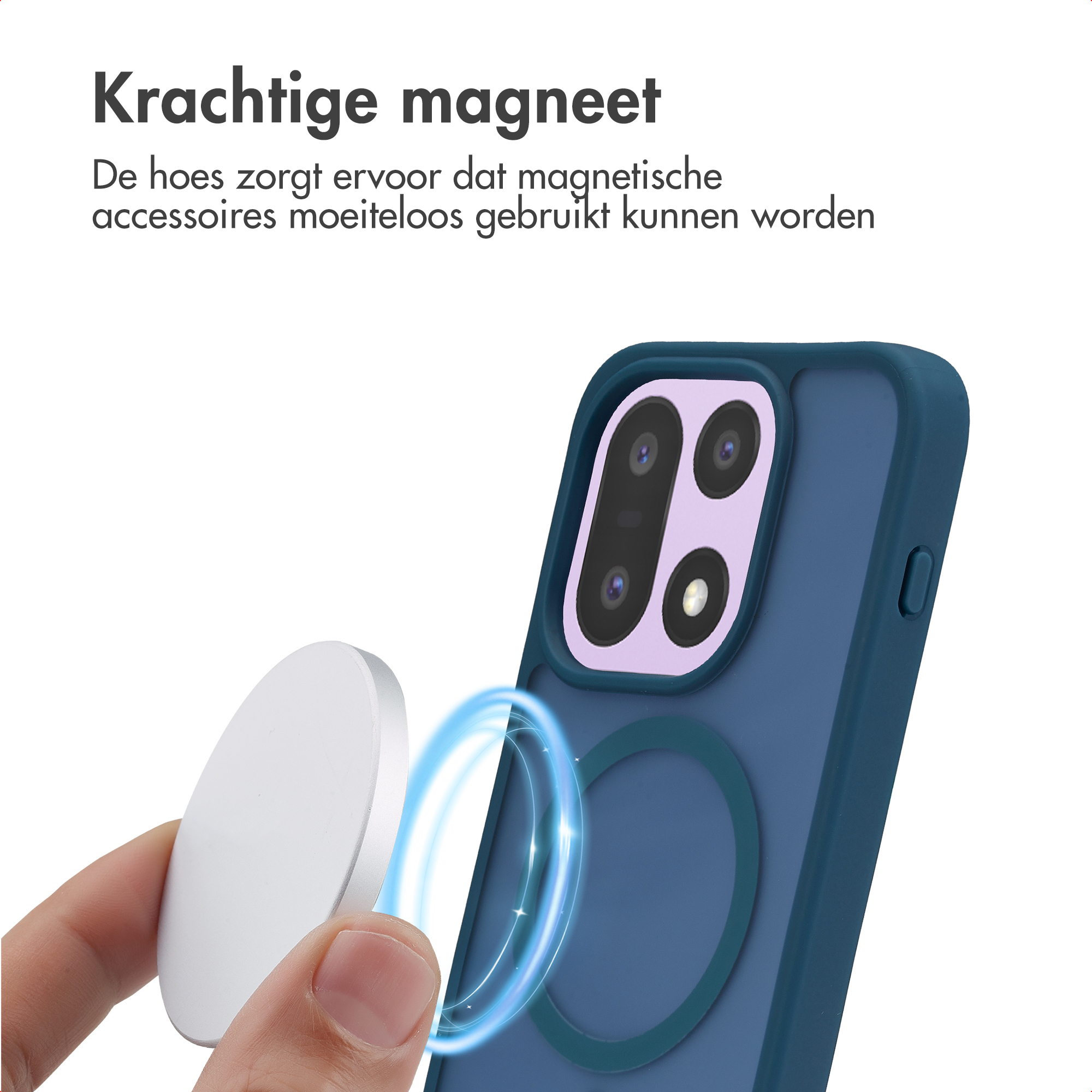 Un aimant blanc s'attache à un étui de téléphone bleu.