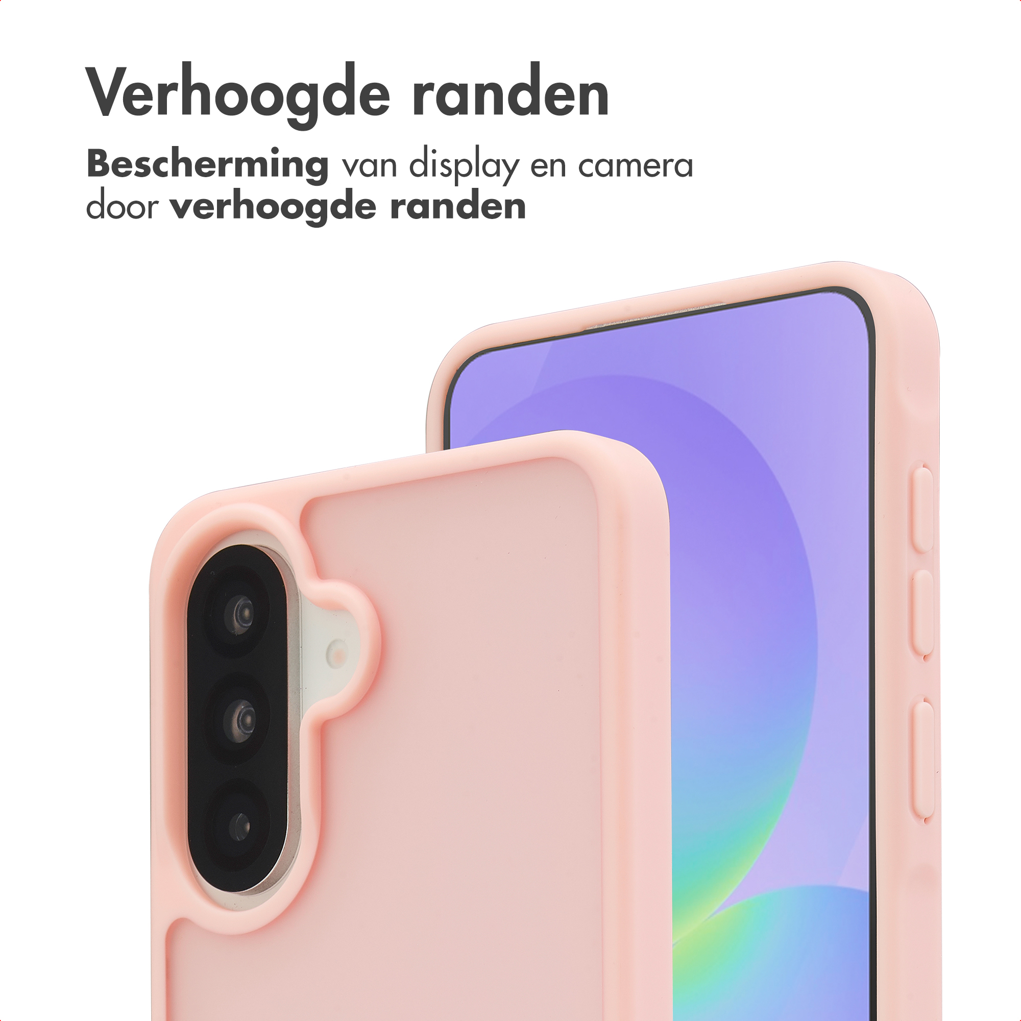 Een lichtroze telefoonhoesje bedekt een smartphone met blauw scherm.