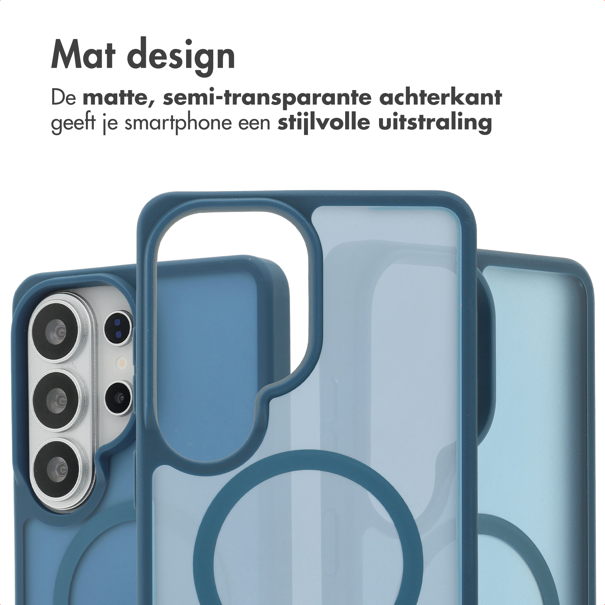 Drie blauwe telefoonhoesjes met semi-transparante achterkant en cameralens.