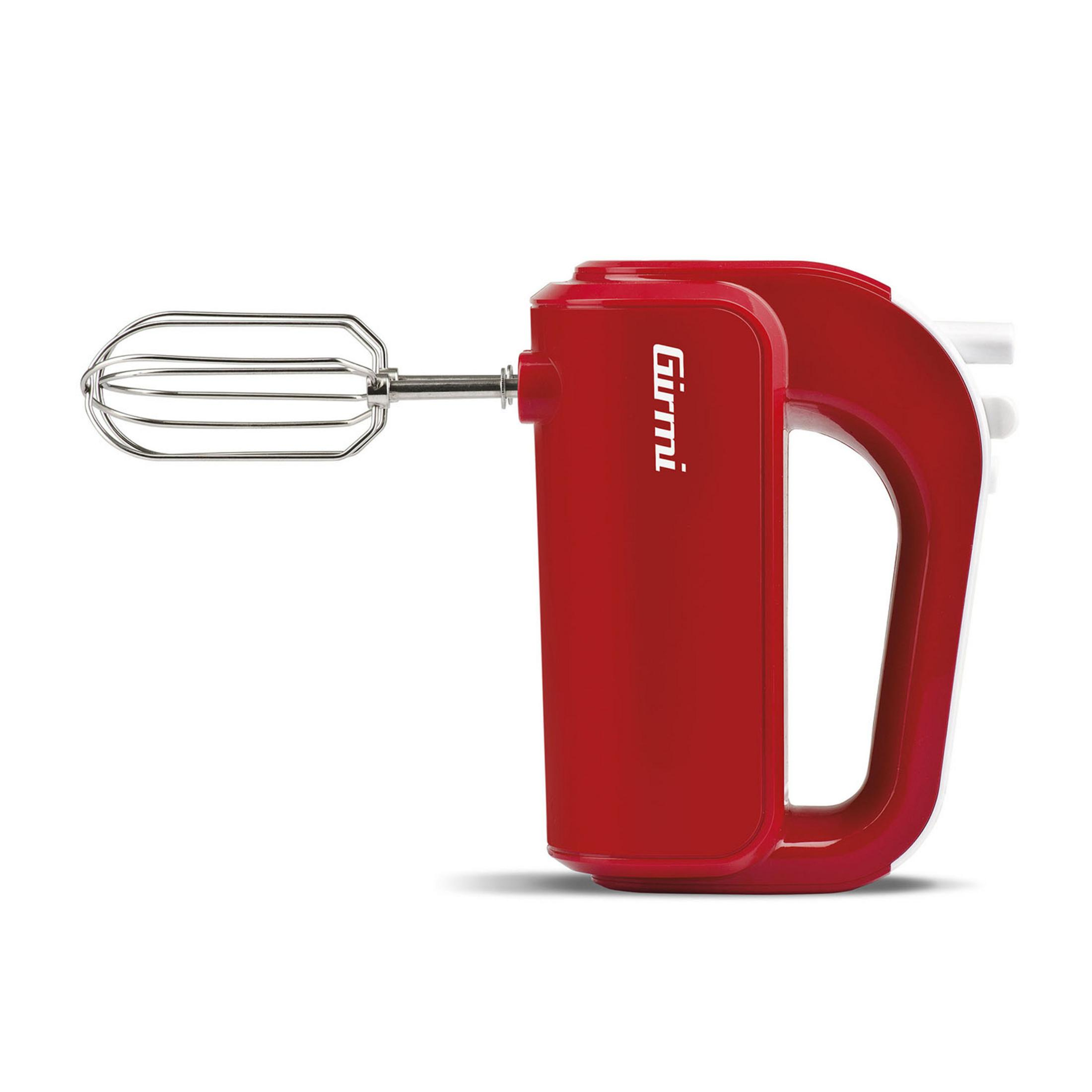 Una batidora de mano roja con varillas plateadas sobre fondo blanco.