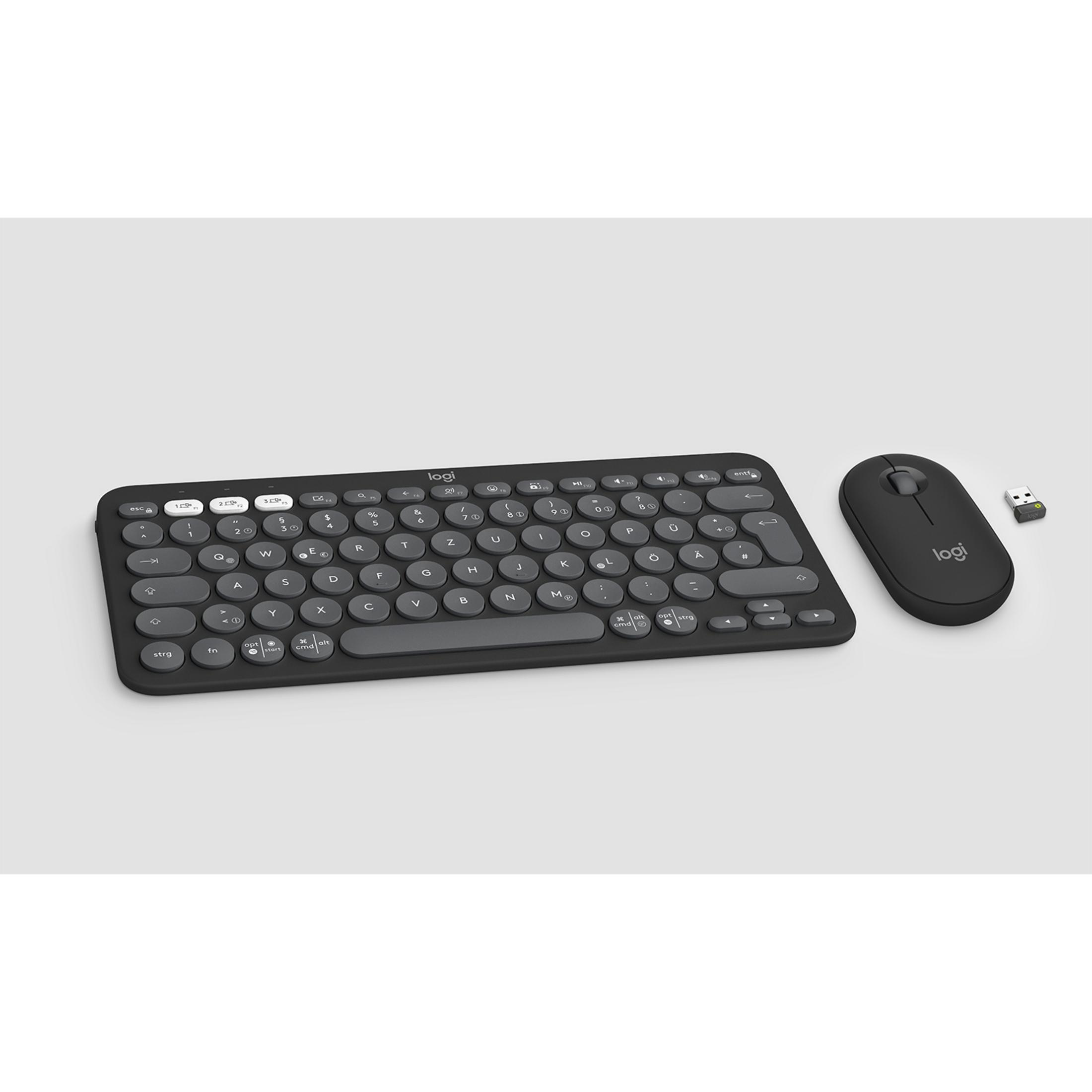 Una tastiera e un mouse Logitech neri sono uno accanto all'altro su una superficie grigia.