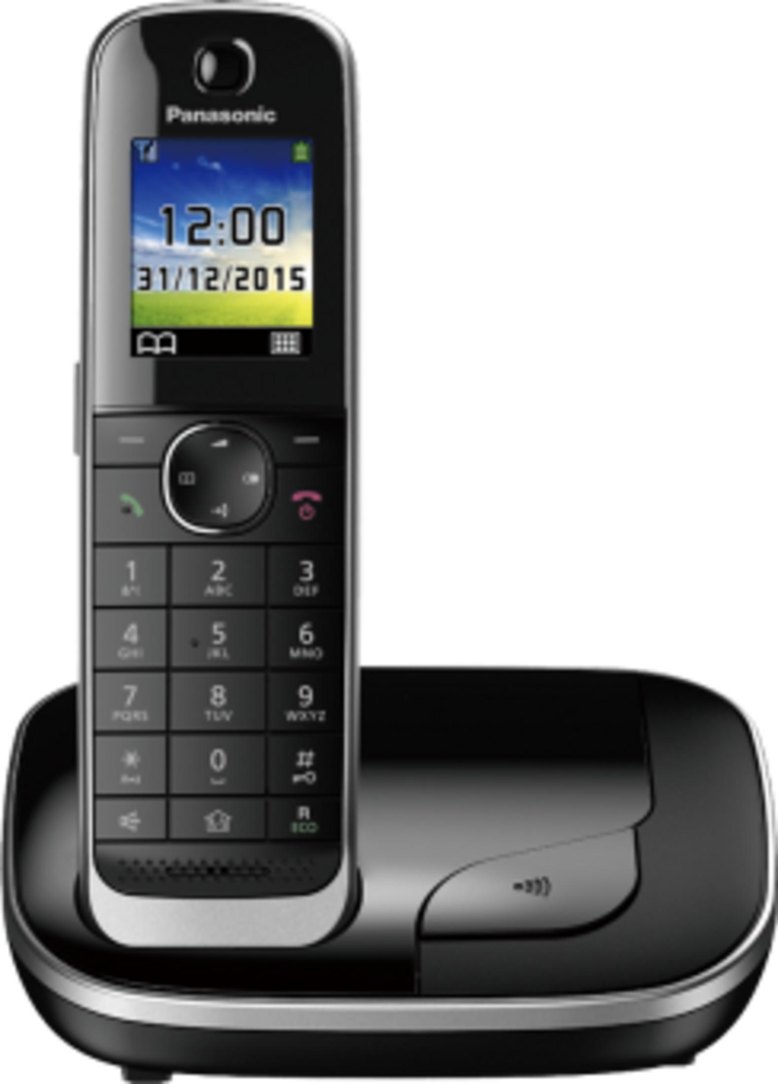Un téléphone sans fil Panasonic noir sur une base de chargement.