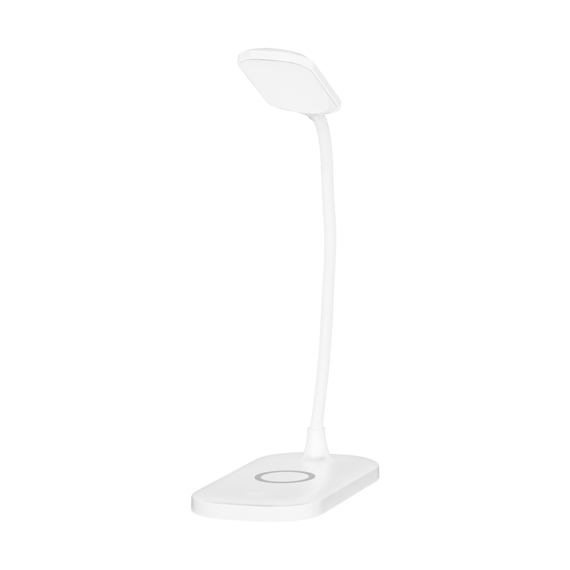 Una lampada da scrivania bianca con collo flessibile e base di ricarica.