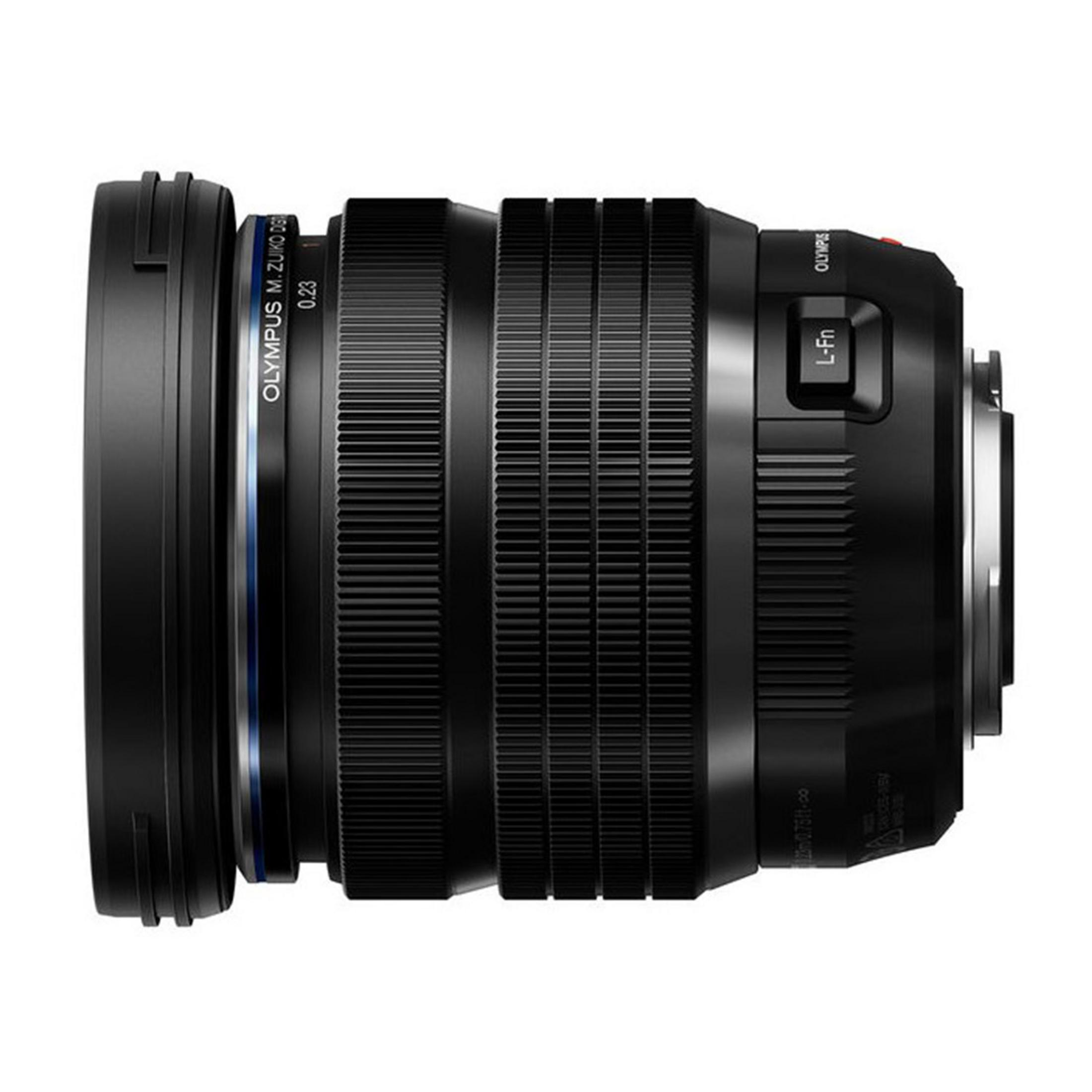 Schwarzes Kameraobjektiv mit Fokusring und Beschriftung "Olympus M.Zuiko".