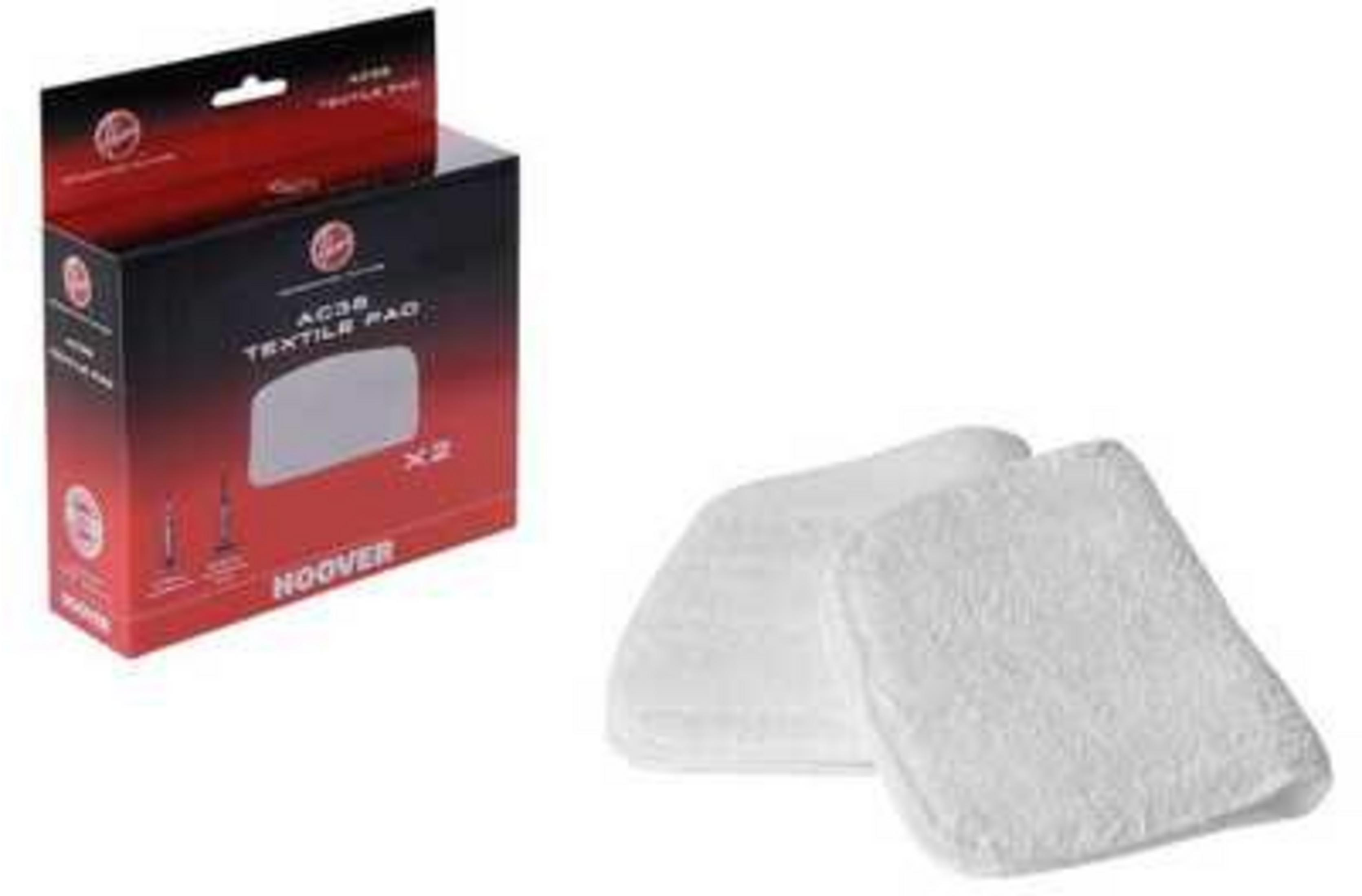 Scatola con logo Hoover e due panni in tessuto bianchi.