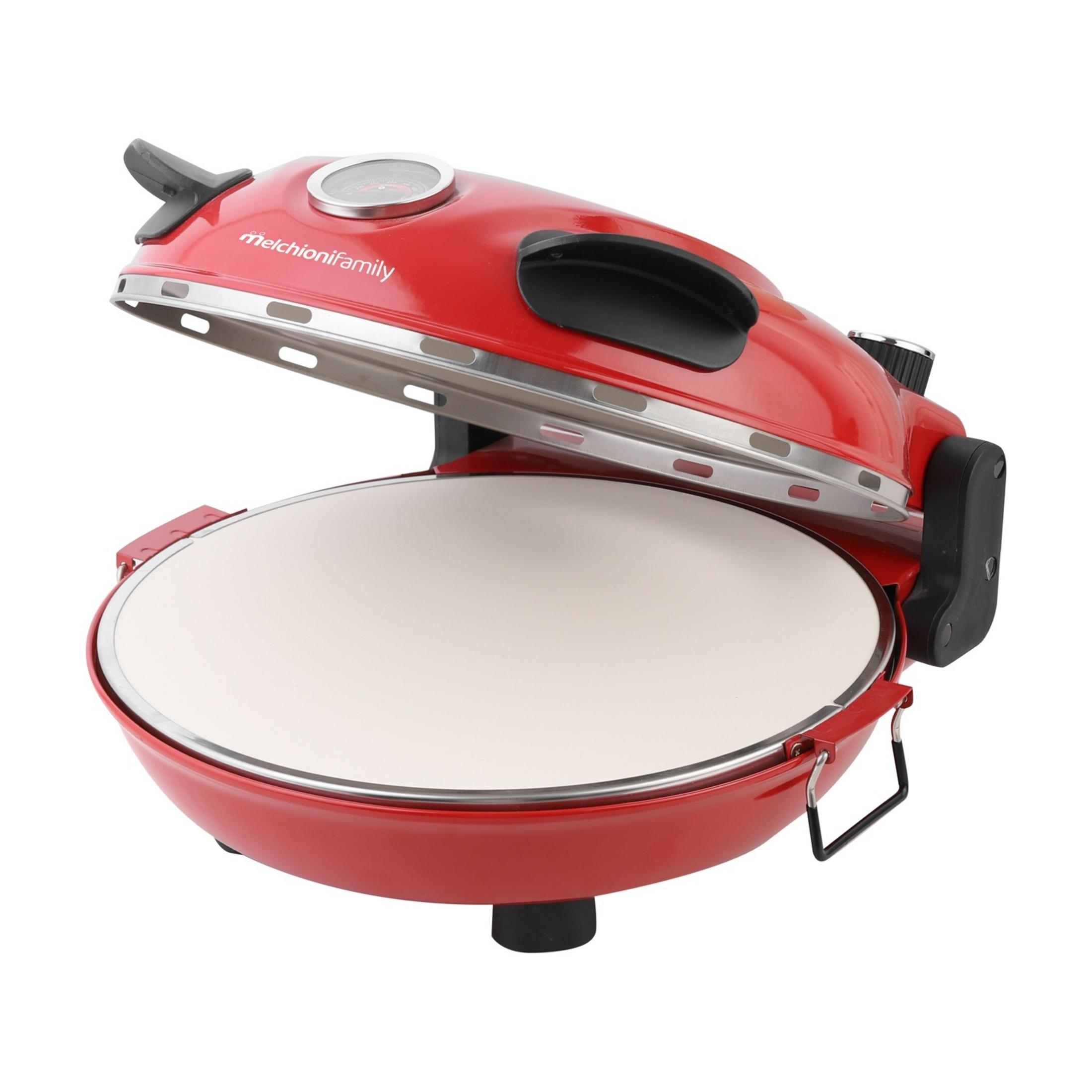 Un forno per pizza rosso con il coperchio aperto, che rivela una pietra bianca.