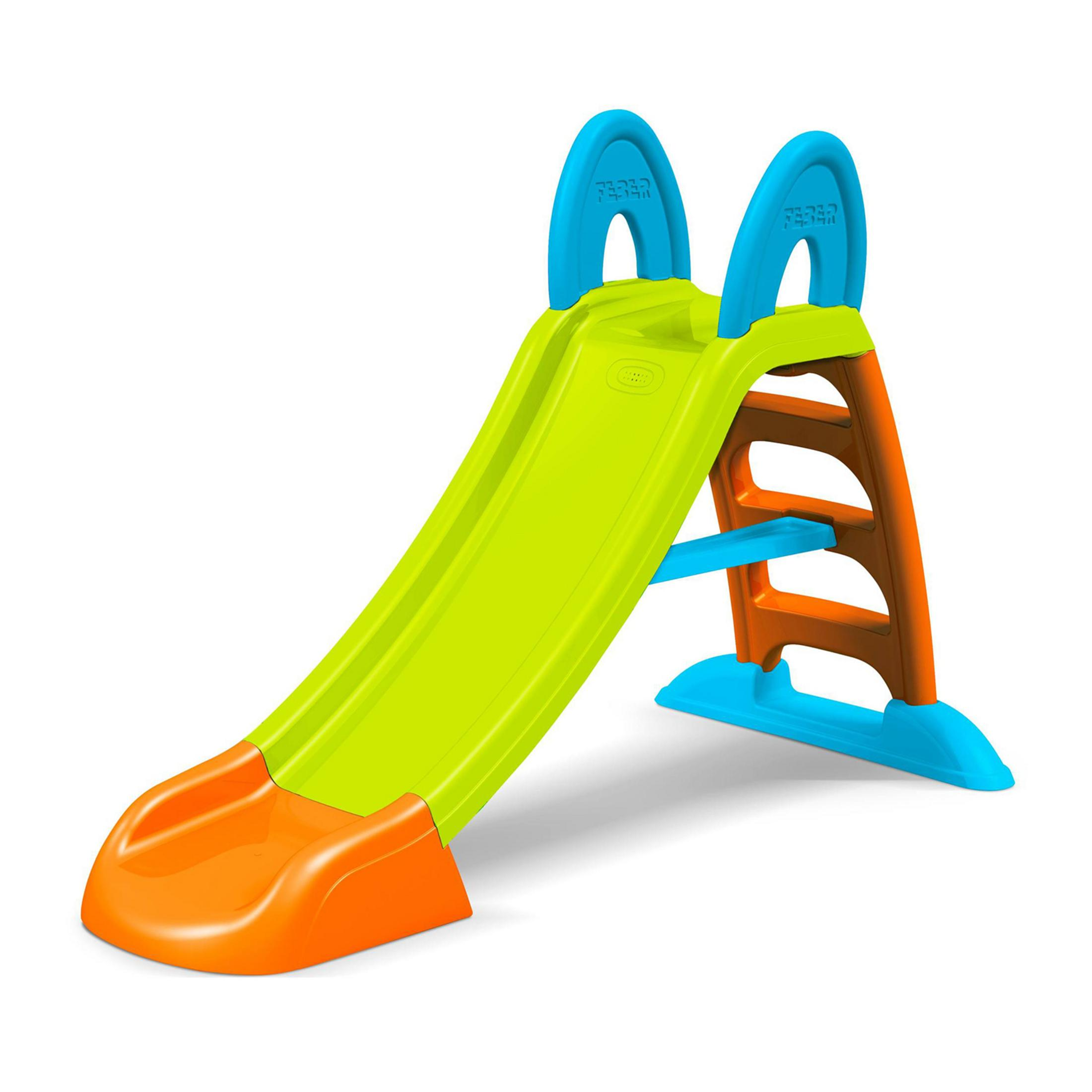 Uno scivolo per bambini colorato con manici blu, scivolo verde e base arancione.