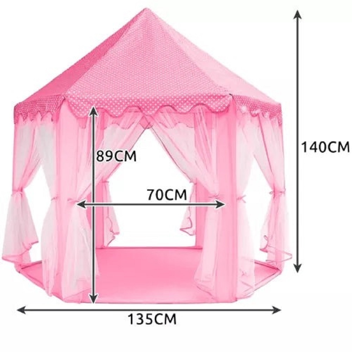 Una carpa rosa de princesa con lunares blancos y cortinas, mide 135x140cm.