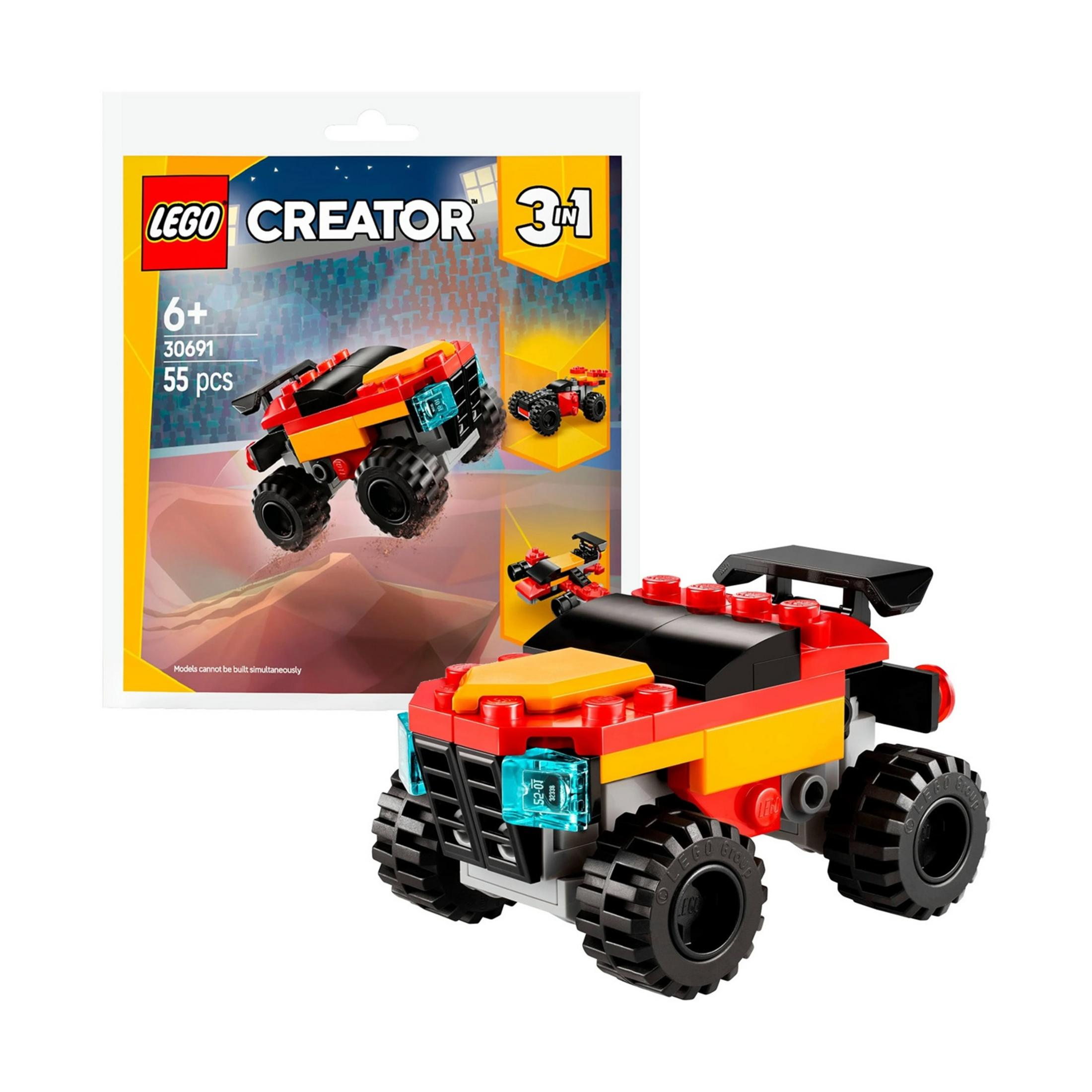 Czerwono-żółty samochód Lego z dużymi kołami i spojlerem.