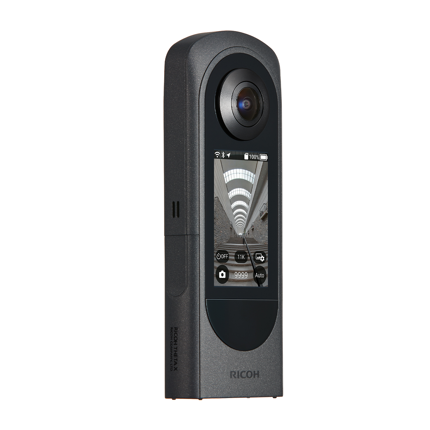 Ein schwarzer Ricoh Theta X 360-Grad-Kamera mit LCD-Bildschirm, der eine Innenansicht zeigt.