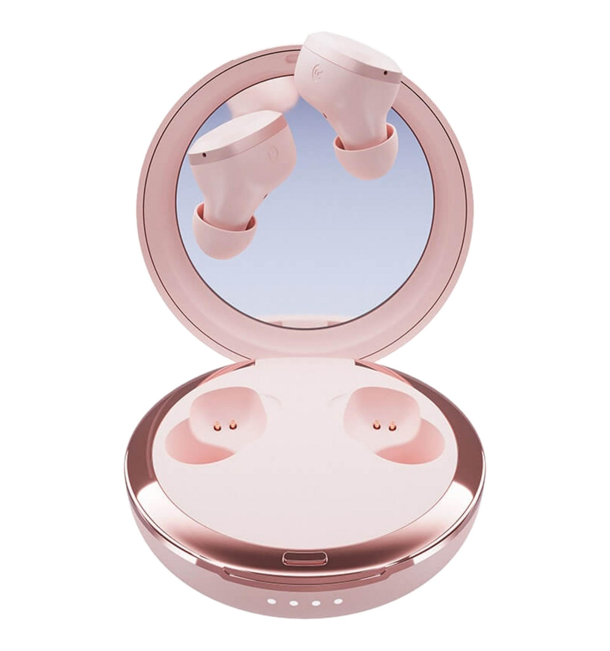Ein rosa Ladeetui mit spiegelndem Deckel, zwei Ohrhörer sind darin.