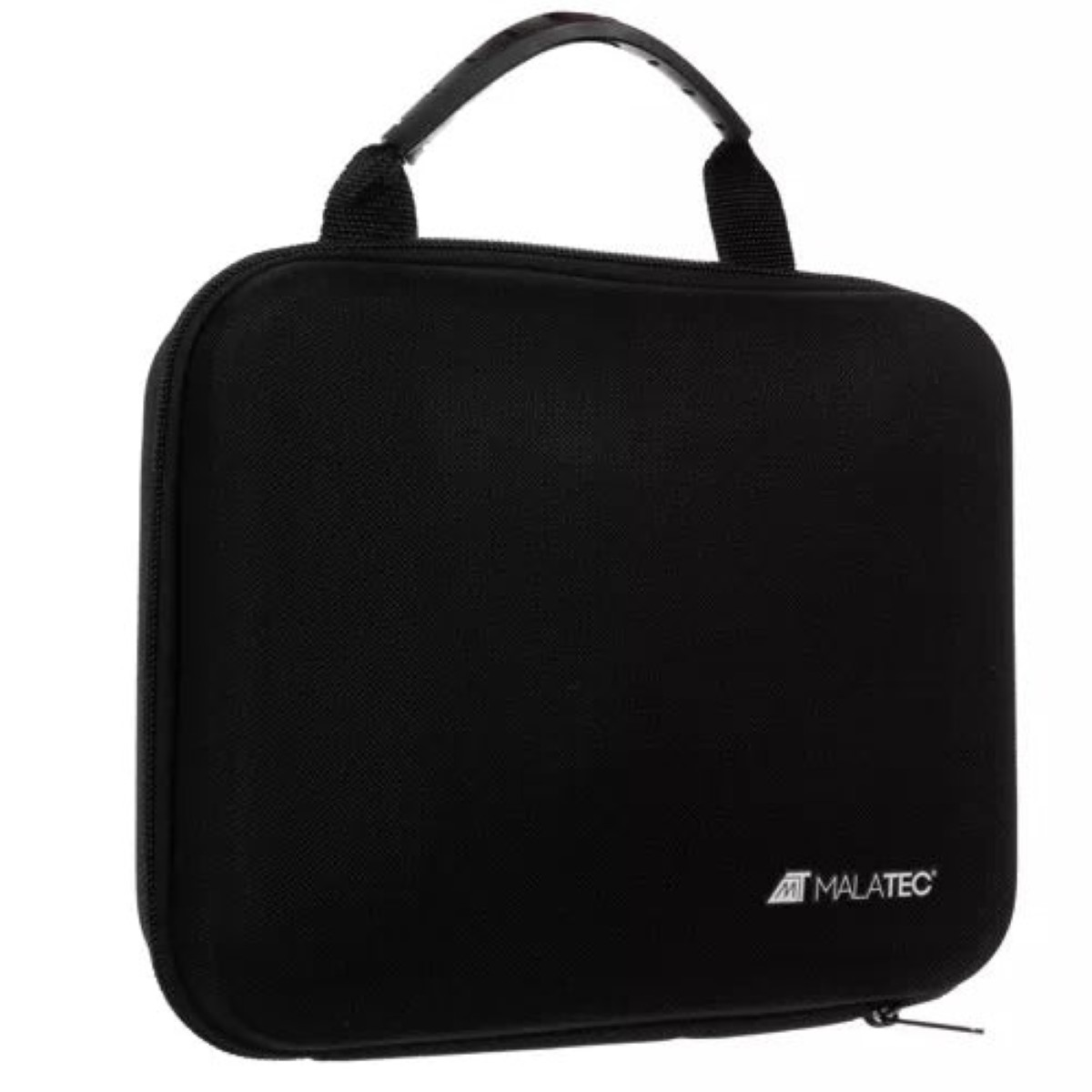 Estuche negro con asa y cremallera. Logotipo de Malatec abajo a la derecha.