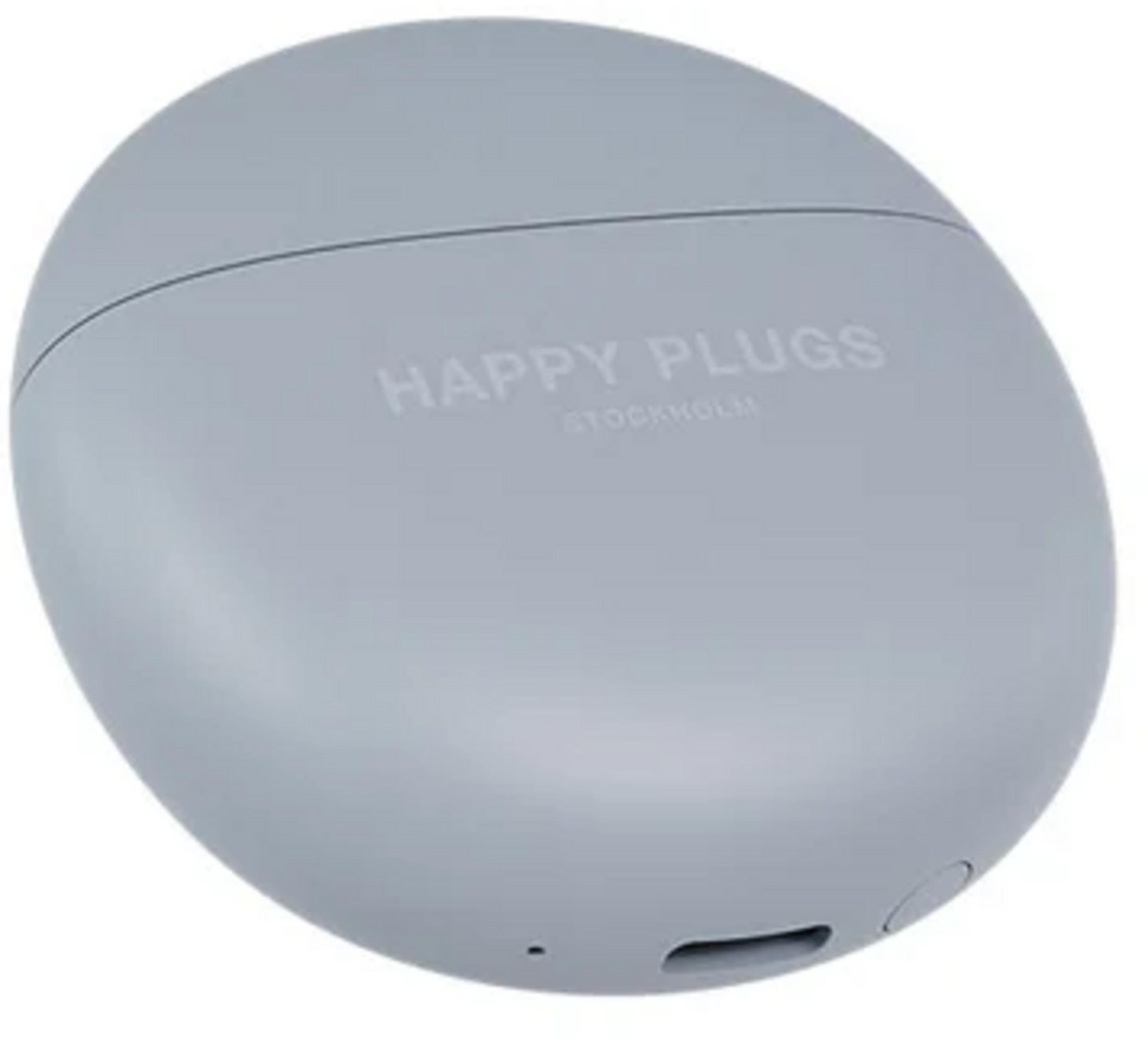 Una custodia di ricarica grigio chiaro a forma di uovo con "Happy Plugs Stockholm".