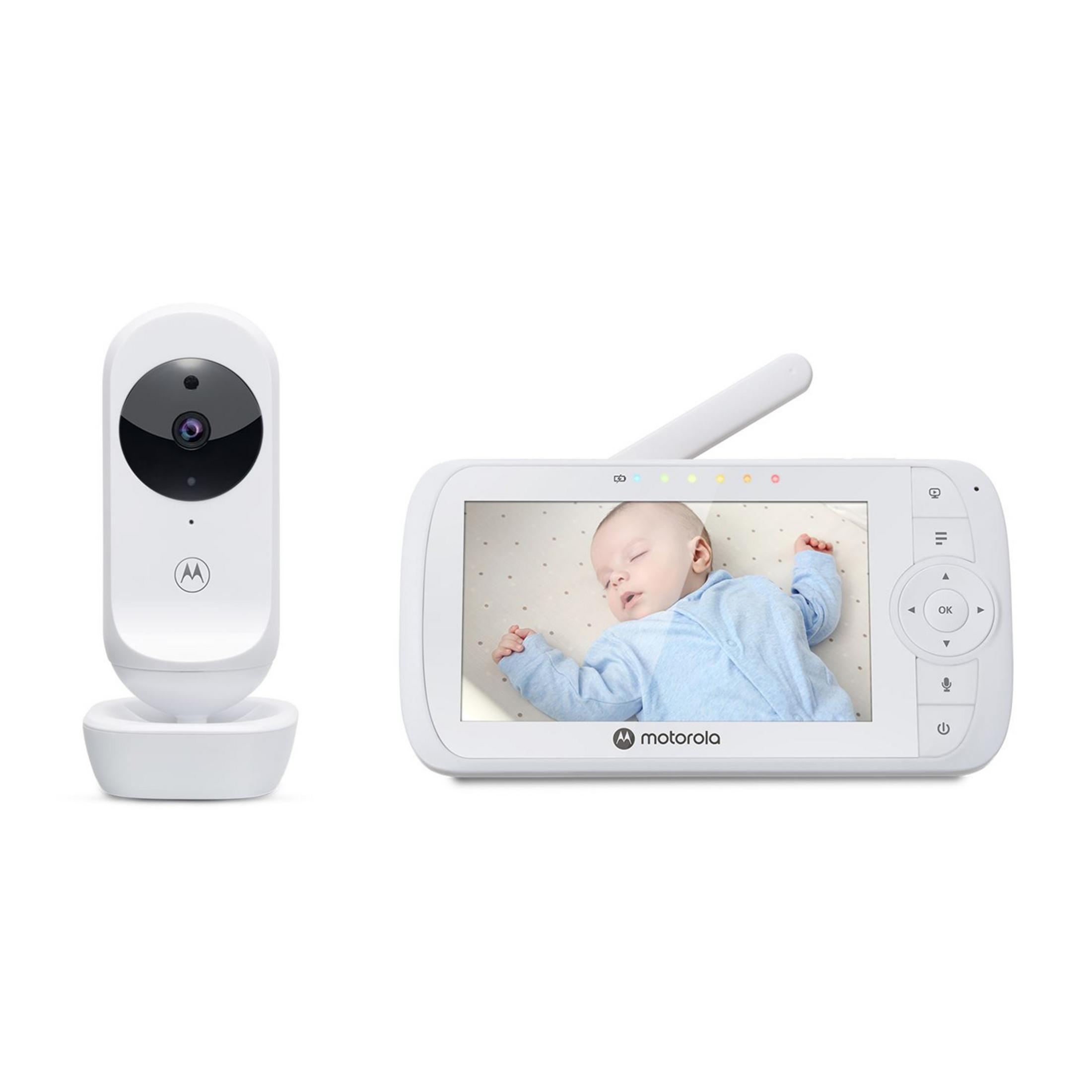 Ein weißes Babyphone mit Kamera und Monitor, auf dem ein schlafendes Baby zu sehen ist.