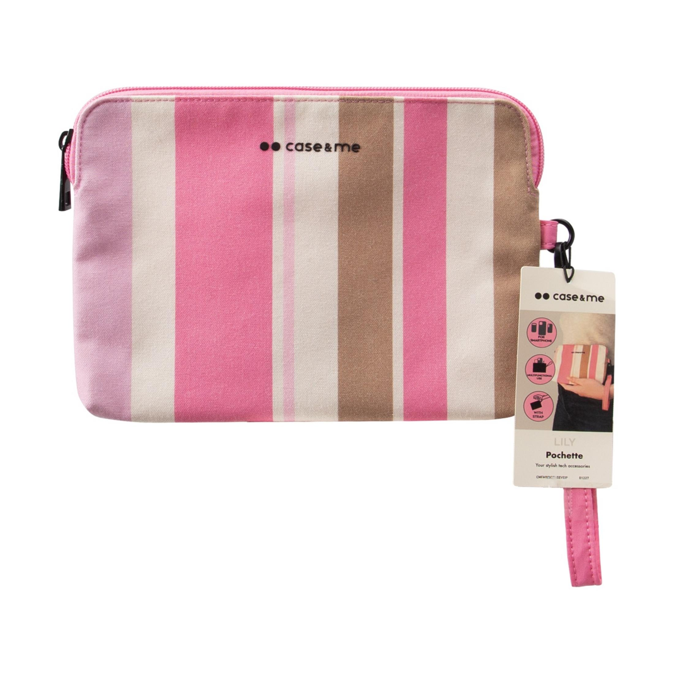 Una pochette a rayas en tonos rosa, blanco y marrón con cremallera y etiqueta.