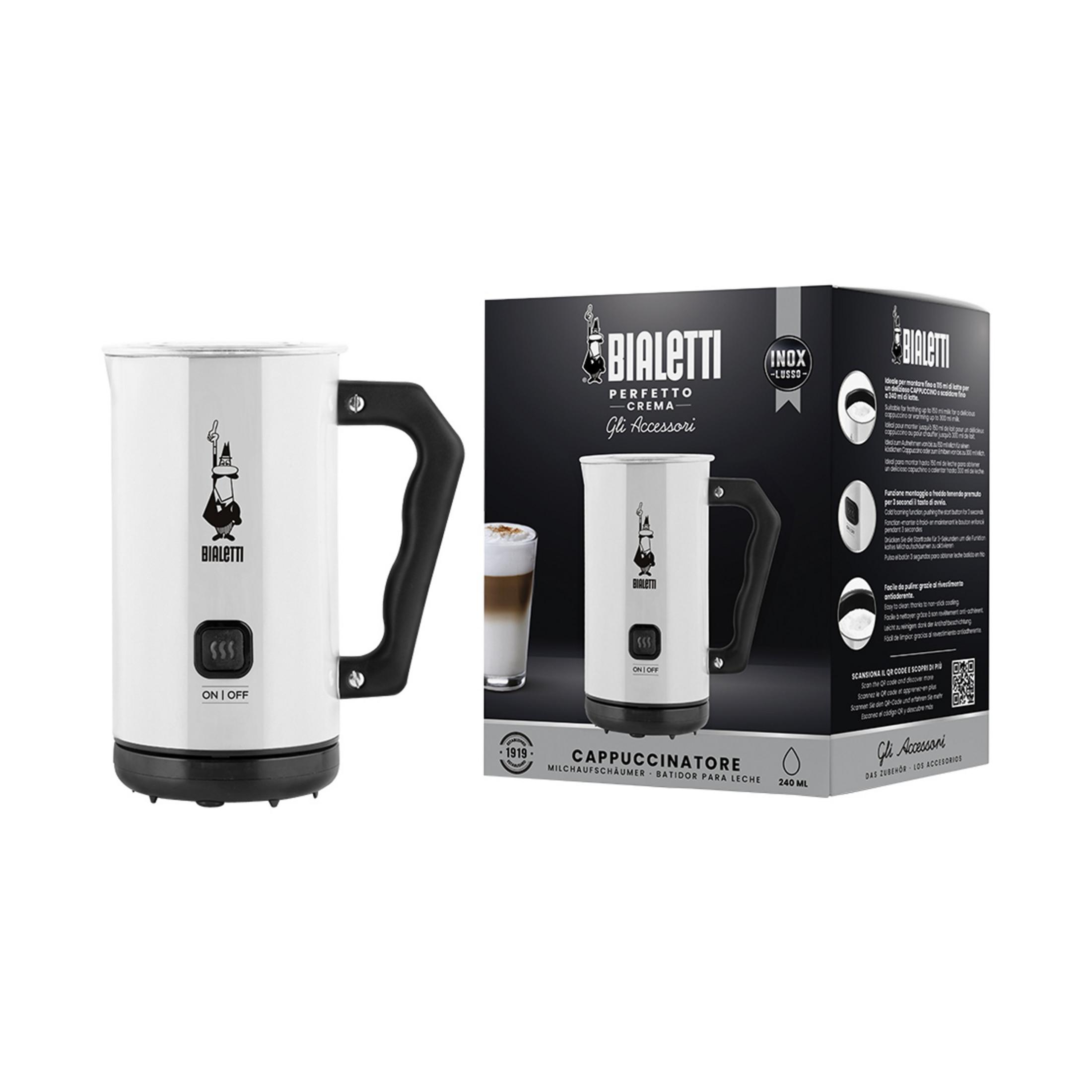 Un montalatte Bialetti bianco accanto alla sua scatola che mostra il prodotto.