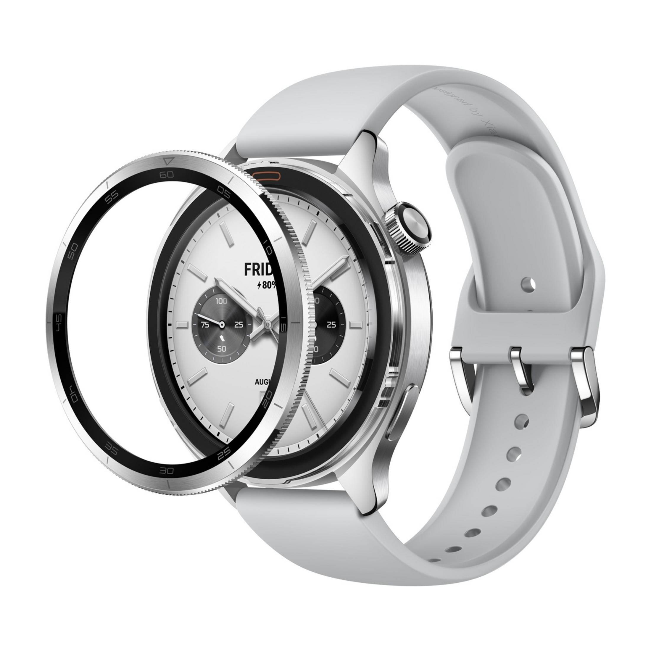 Eine silberne Smartwatch mit einem weißen Zifferblatt und einem hellgrauen Armband.