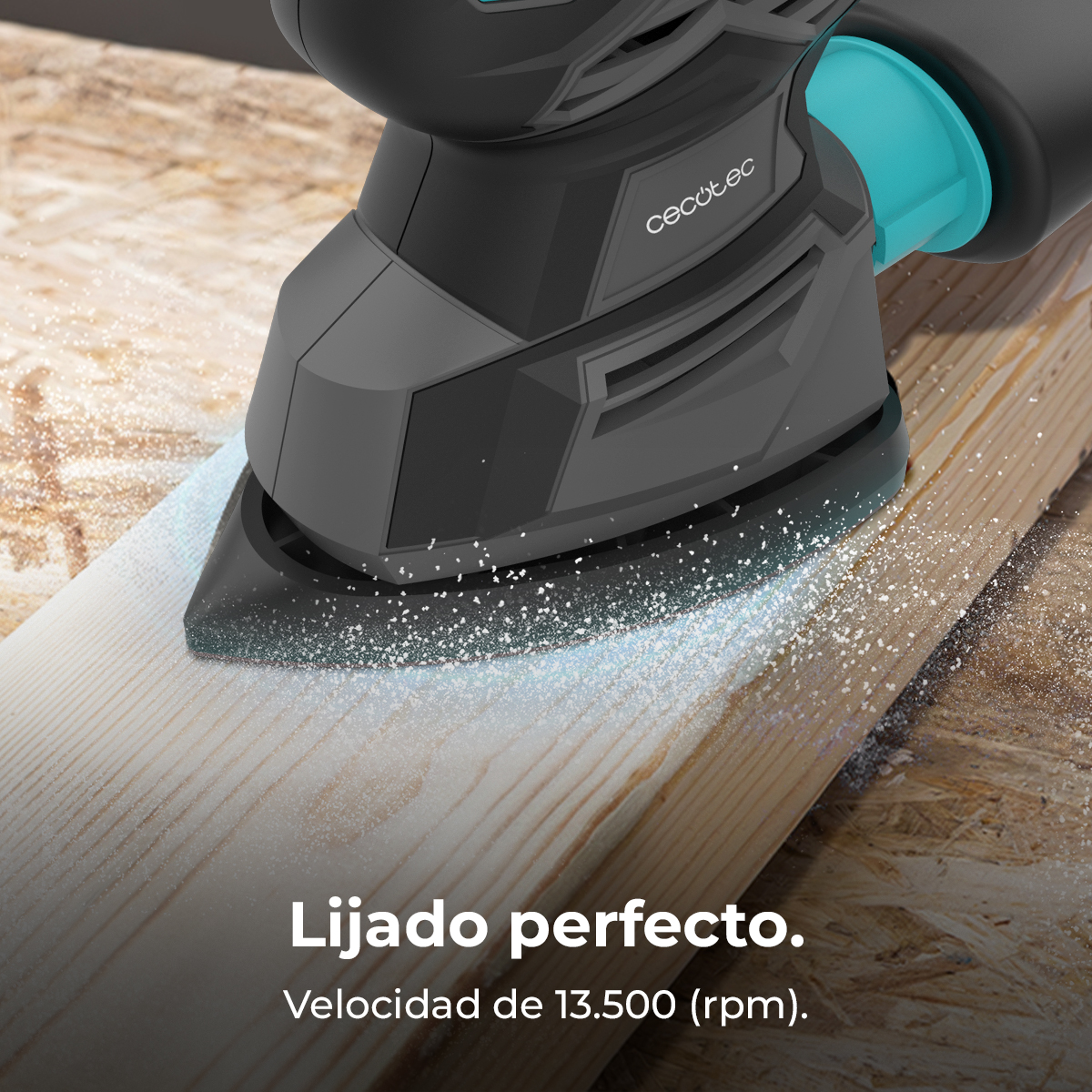 Una lijadora trabaja una tabla de madera, creando polvo.