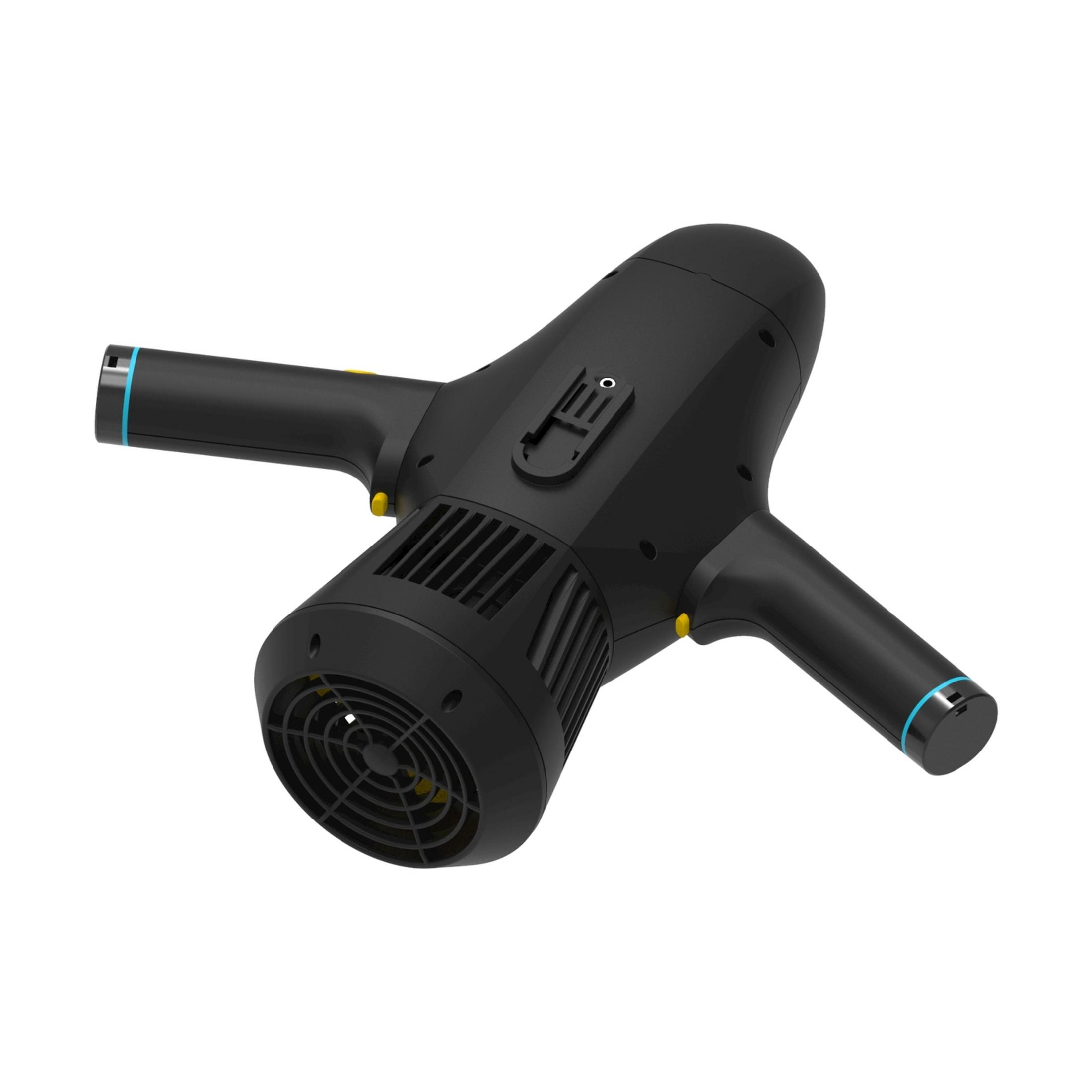 Czarna suszarka do włosów z niebieskim pierścieniem i żółtymi przyciskami na białym tle.