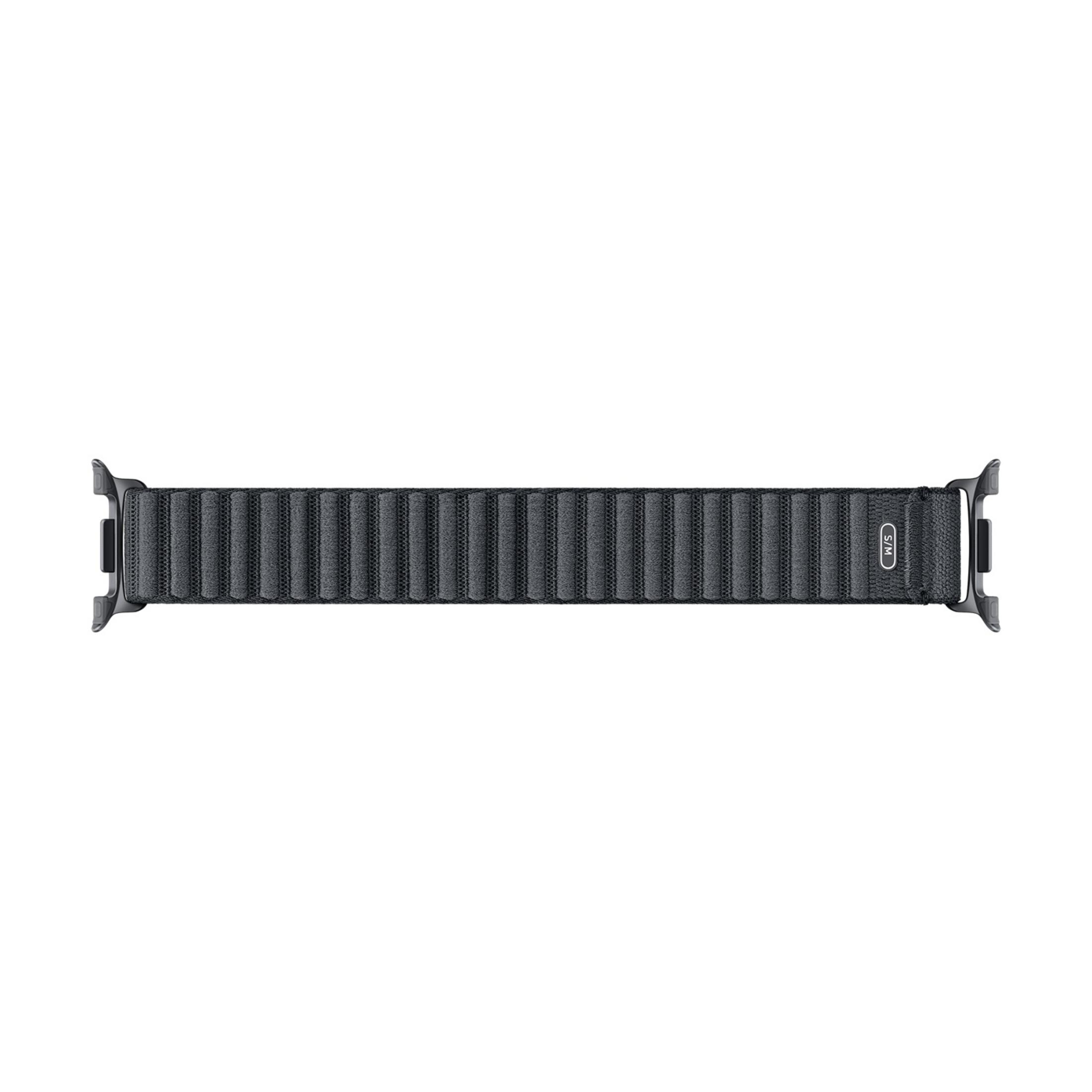 Una correa de reloj acanalada oscura para un smartwatch con conectores plateados.